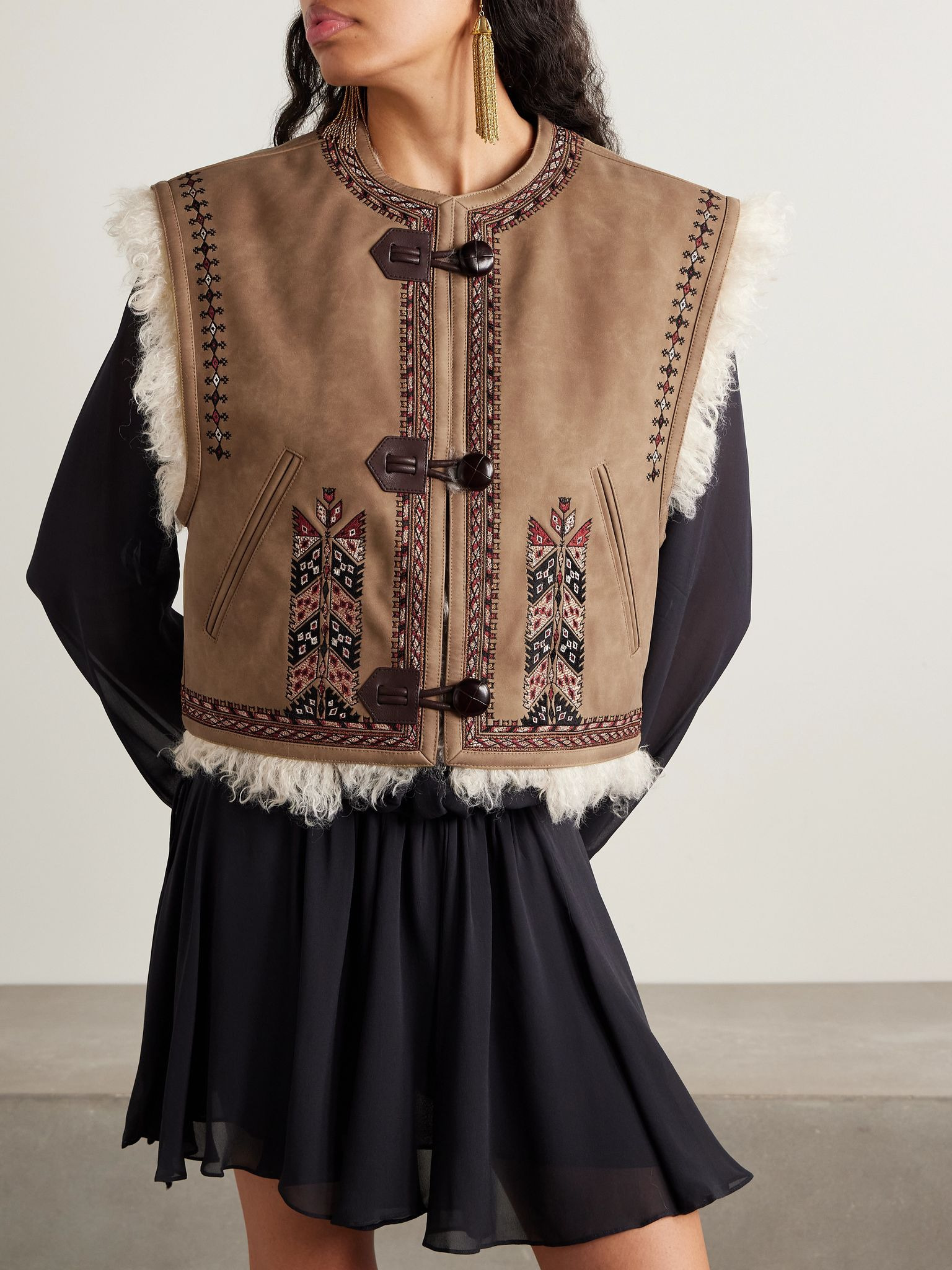Clemencia embroidered fleece vest Taupe - 3