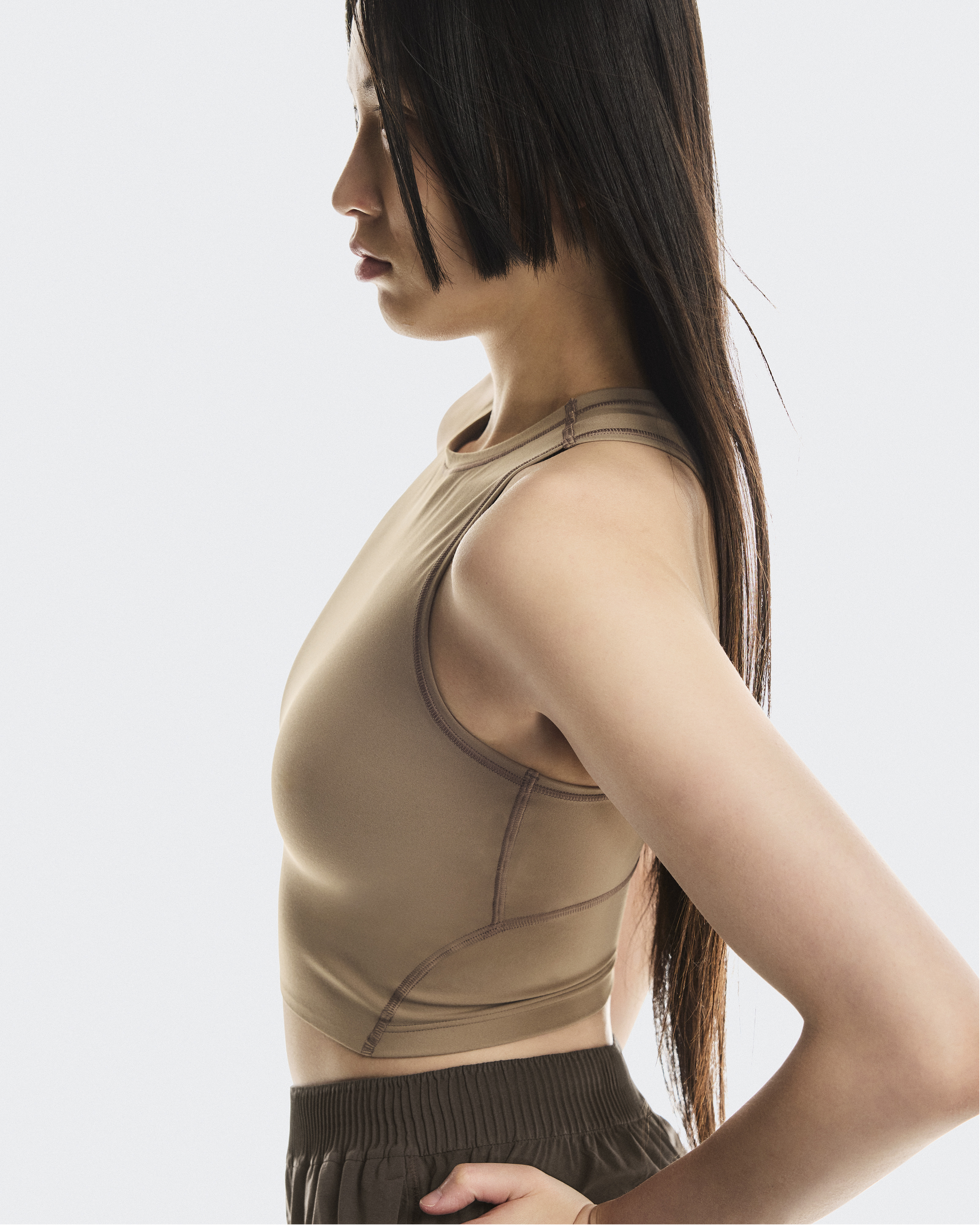 Studio Crop - 5
