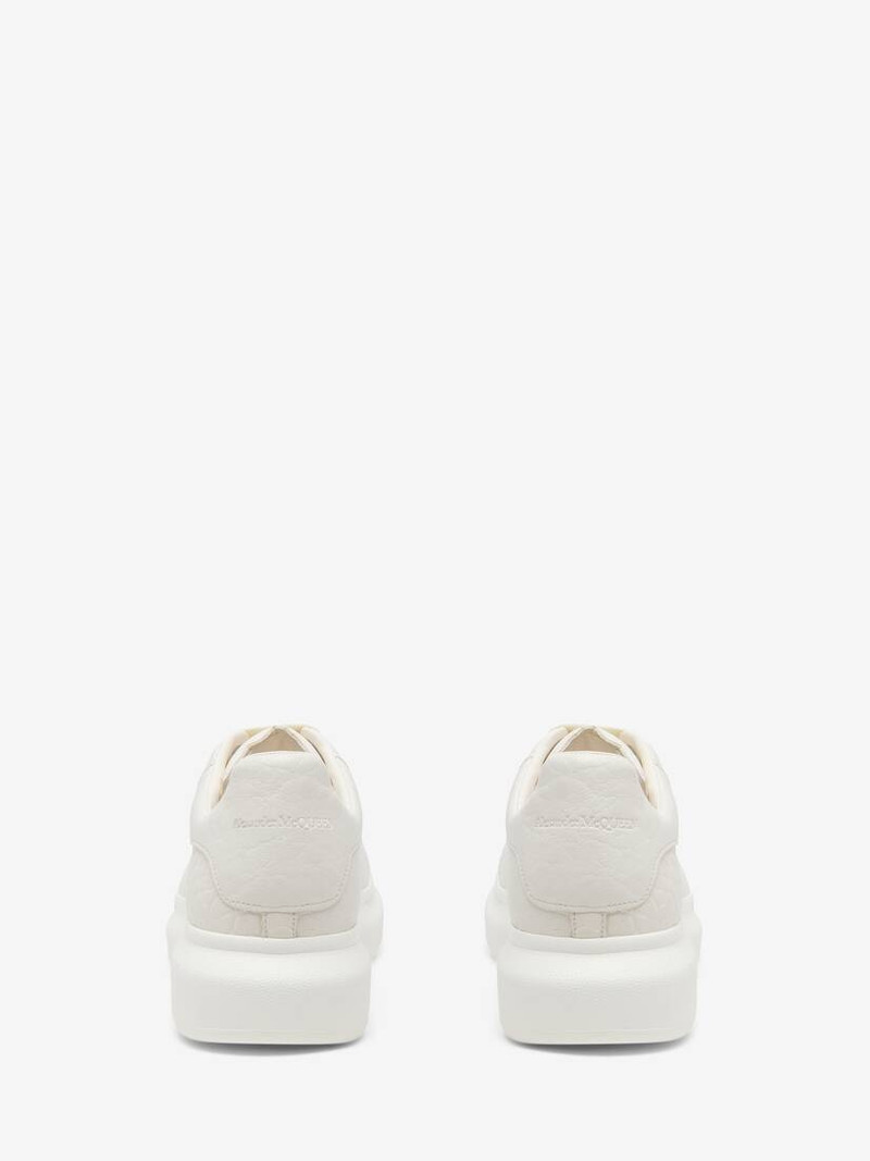 Alexander McQueen Oversized Sneaker outlook