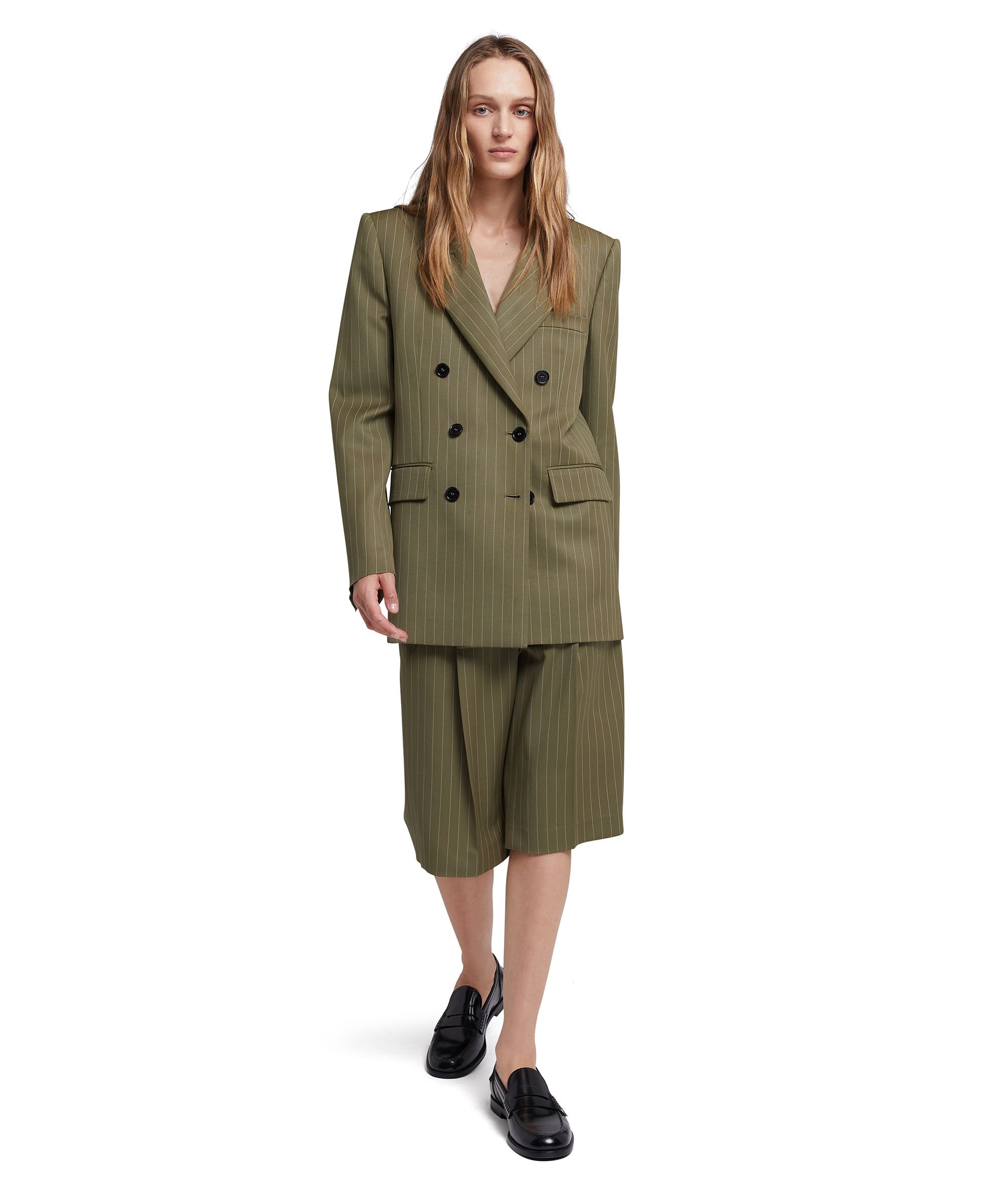 Fresh wool pinstripe pleated Bermudas - 5