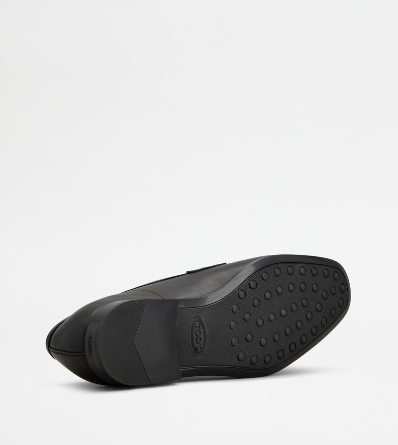 LOAFERS IN LEATHER - BLACK 4