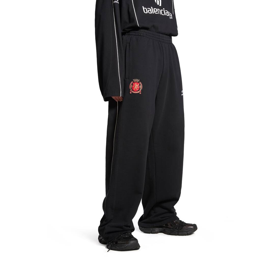 Soccer Baggy Sweatpants in Black/white - 5