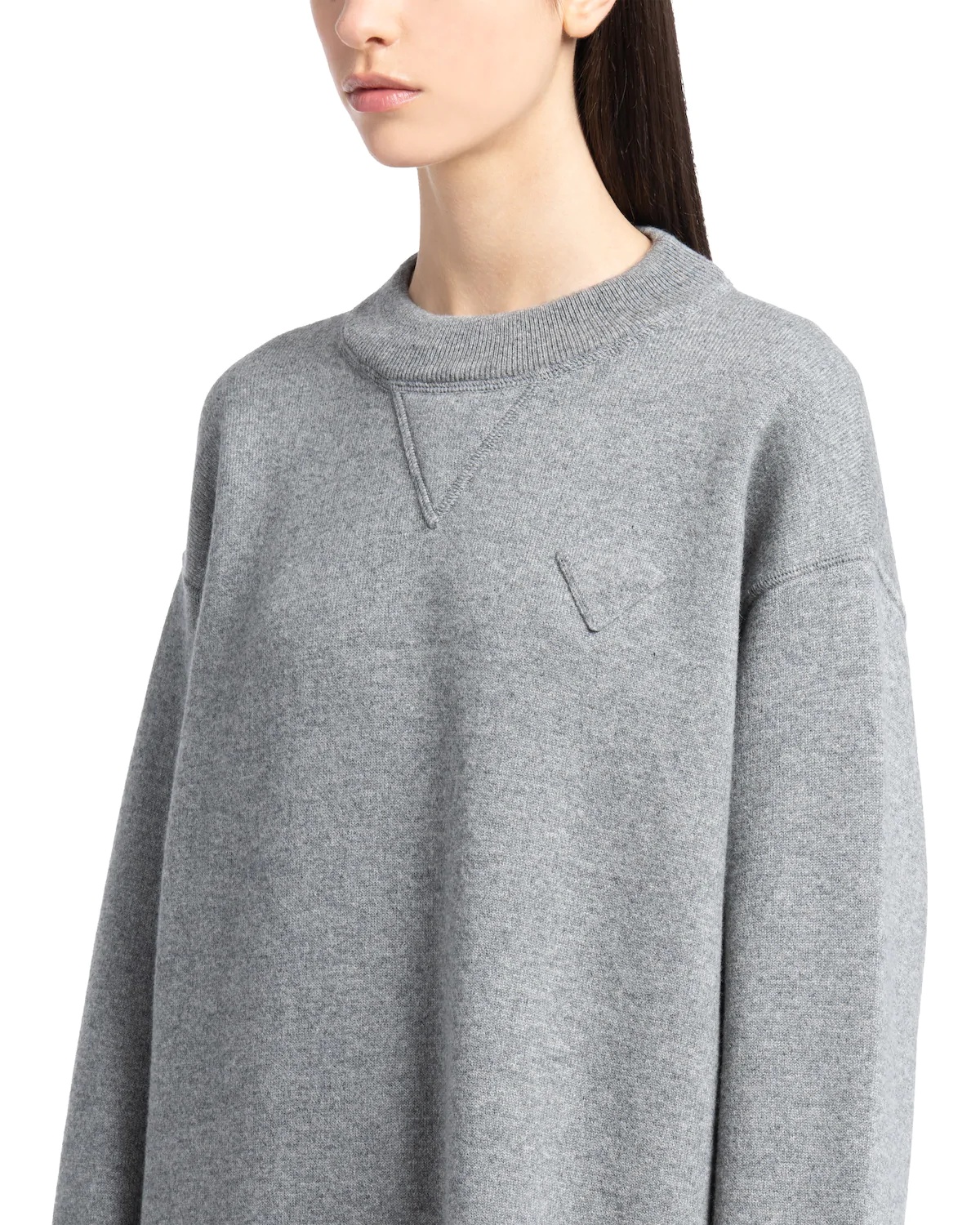 Long-sleeved cashmere crew-neck dress - 5