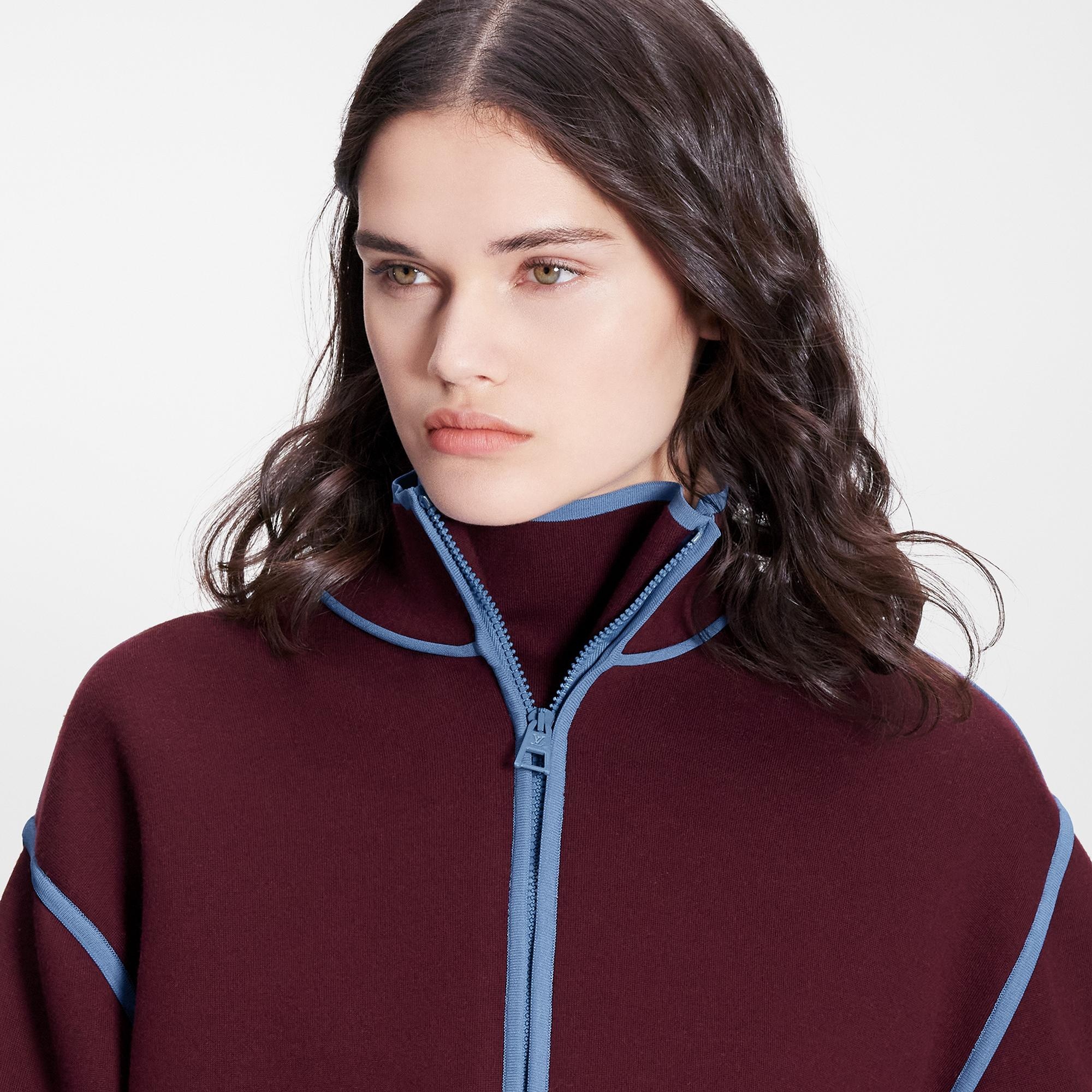 Graphic Trim Pullover - 4