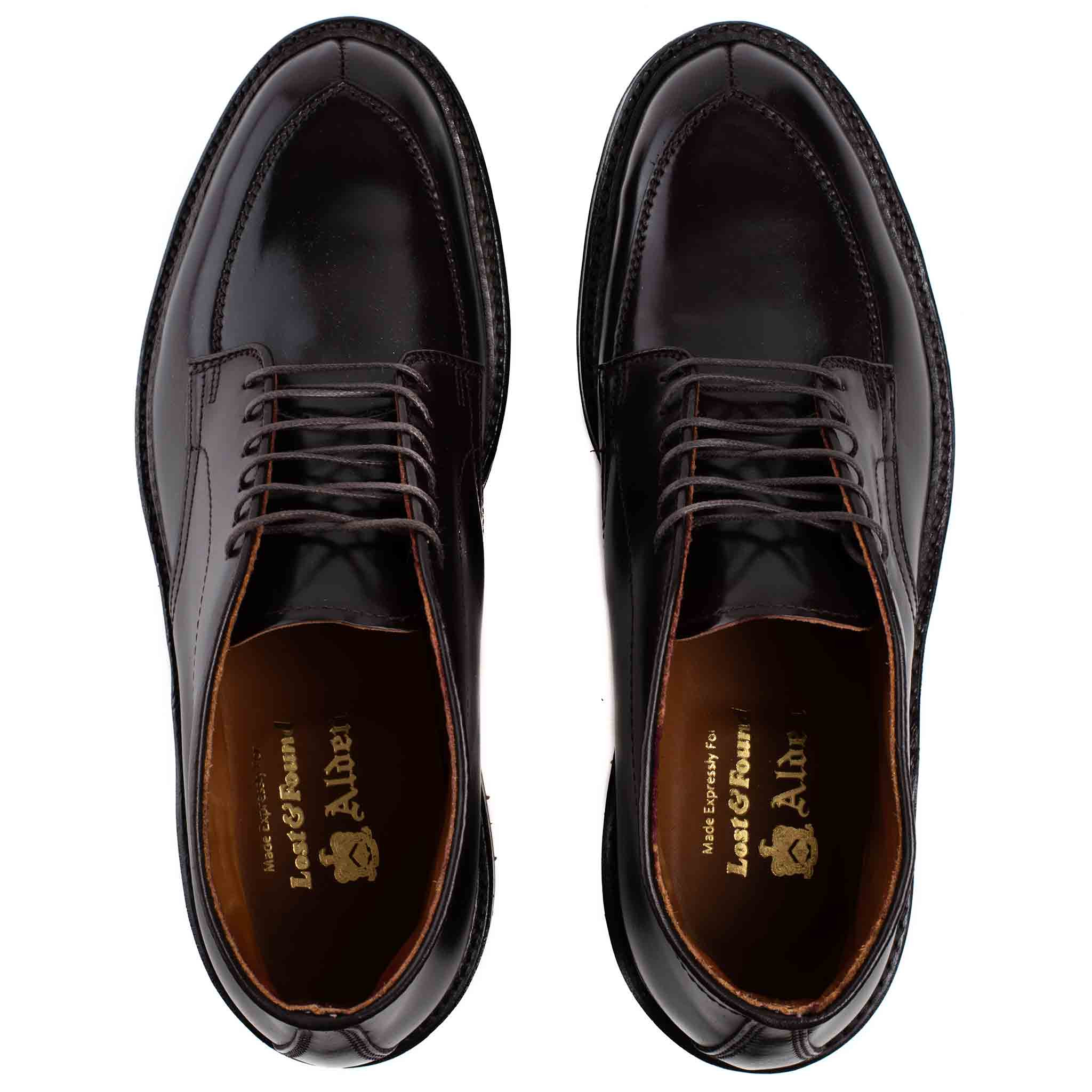 Six Eye Chukka Boot Colour 8 Cordovan With Commando Sole - 4
