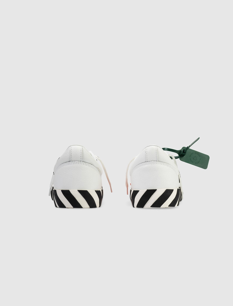 Off-White VULCANIZED LOW CALF LEATHER SNEAKER outlook
