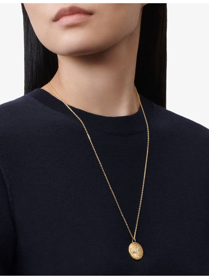 Van Cleef & Arpels Zodiaque Capricorn 18ct yellow-gold medallion outlook