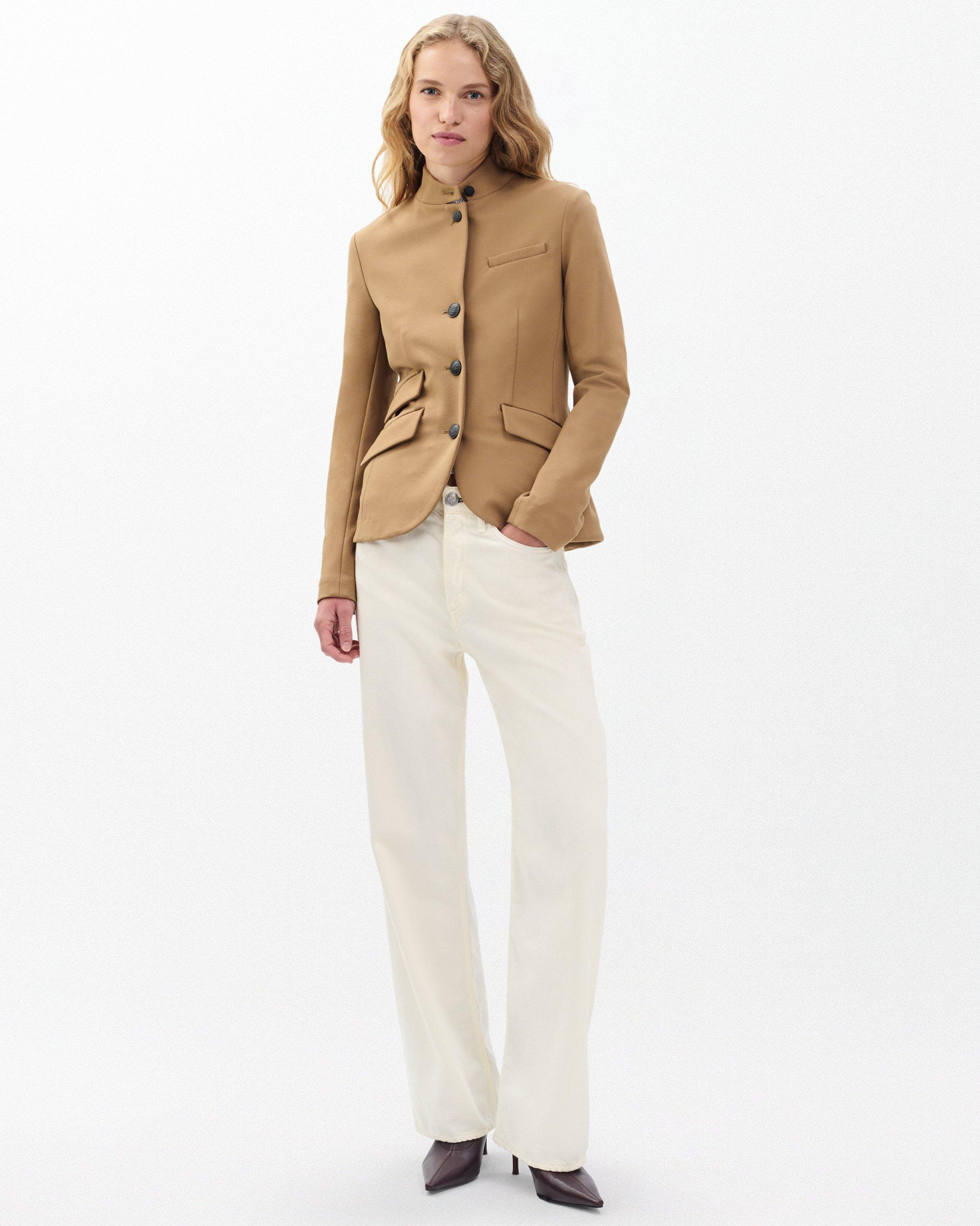 Slade Ponte Blazer
Slim Fit Blazer - 3