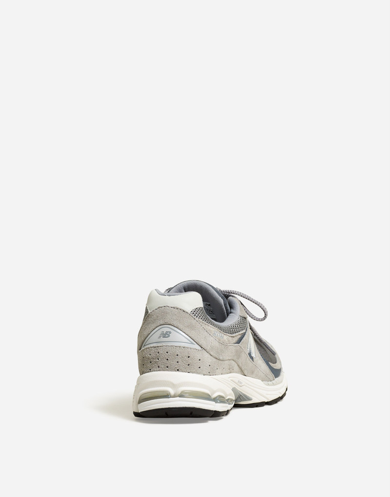 New Balance® Unisex 2002R Sneakers 3