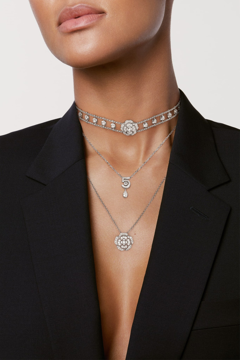 Bouton de Camélia choker 5