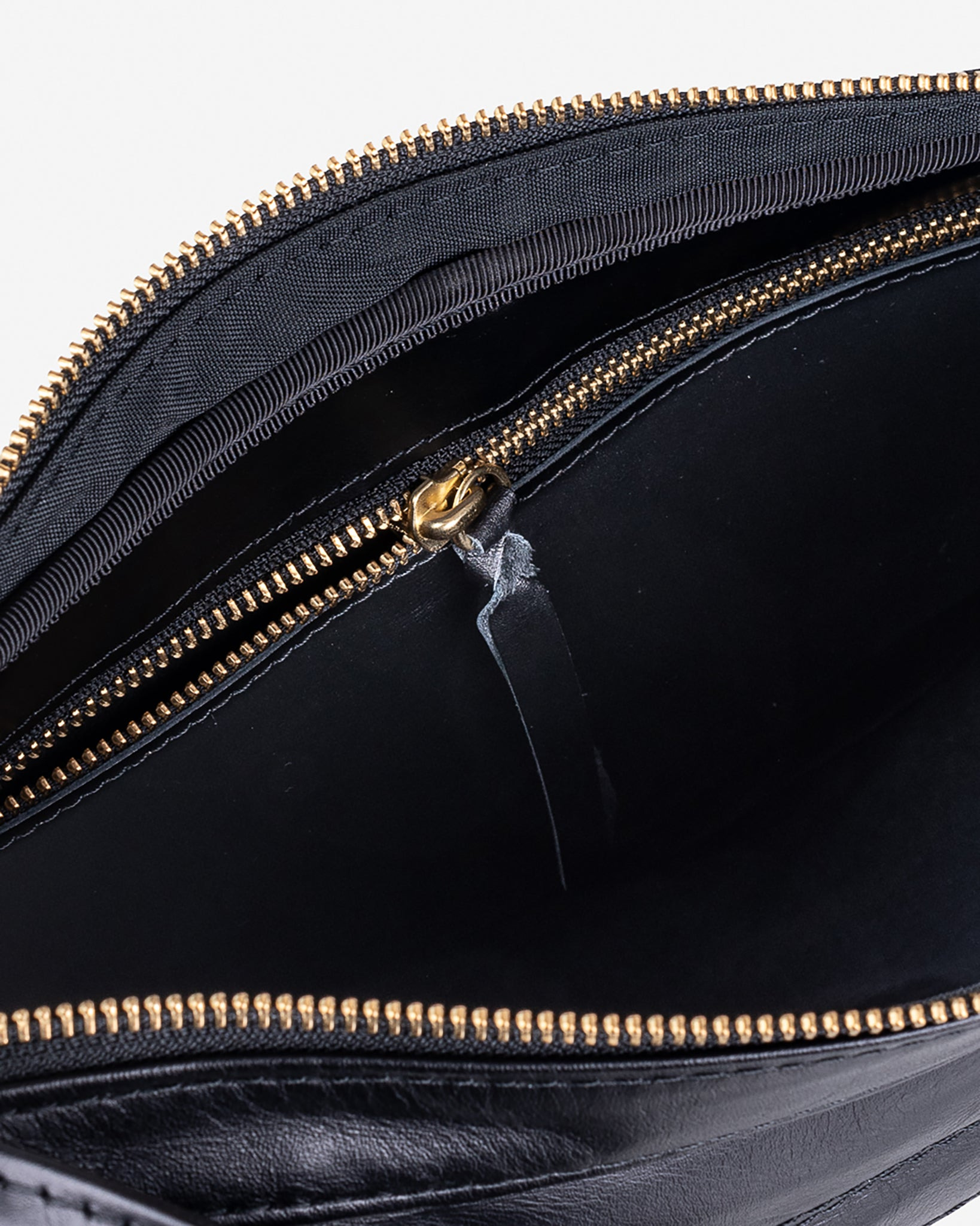 IHE-42 Leather Diamond Stitched Shoulder Bag - Black - 13