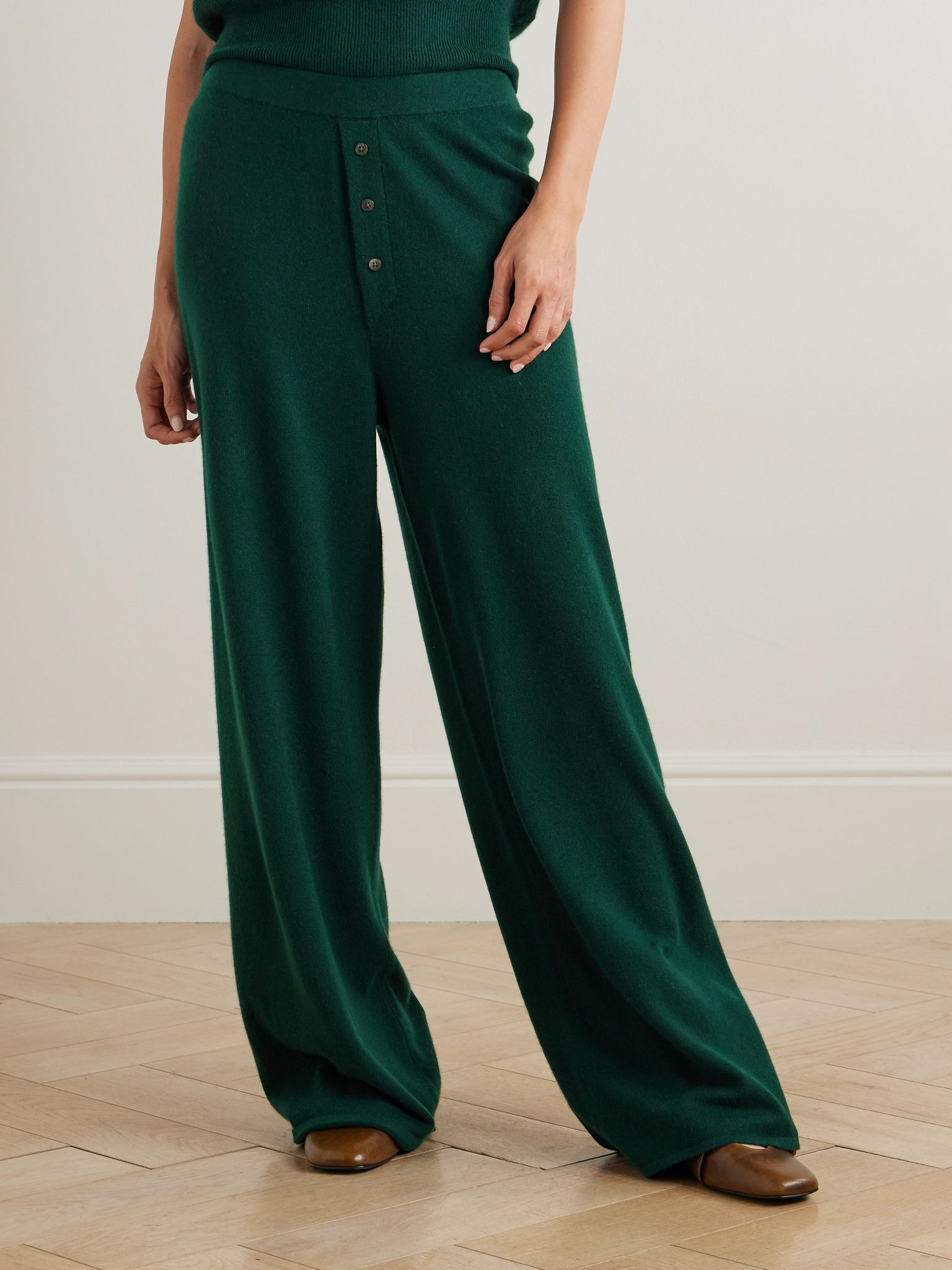 Everywear cashmere track pants Forest green - 3