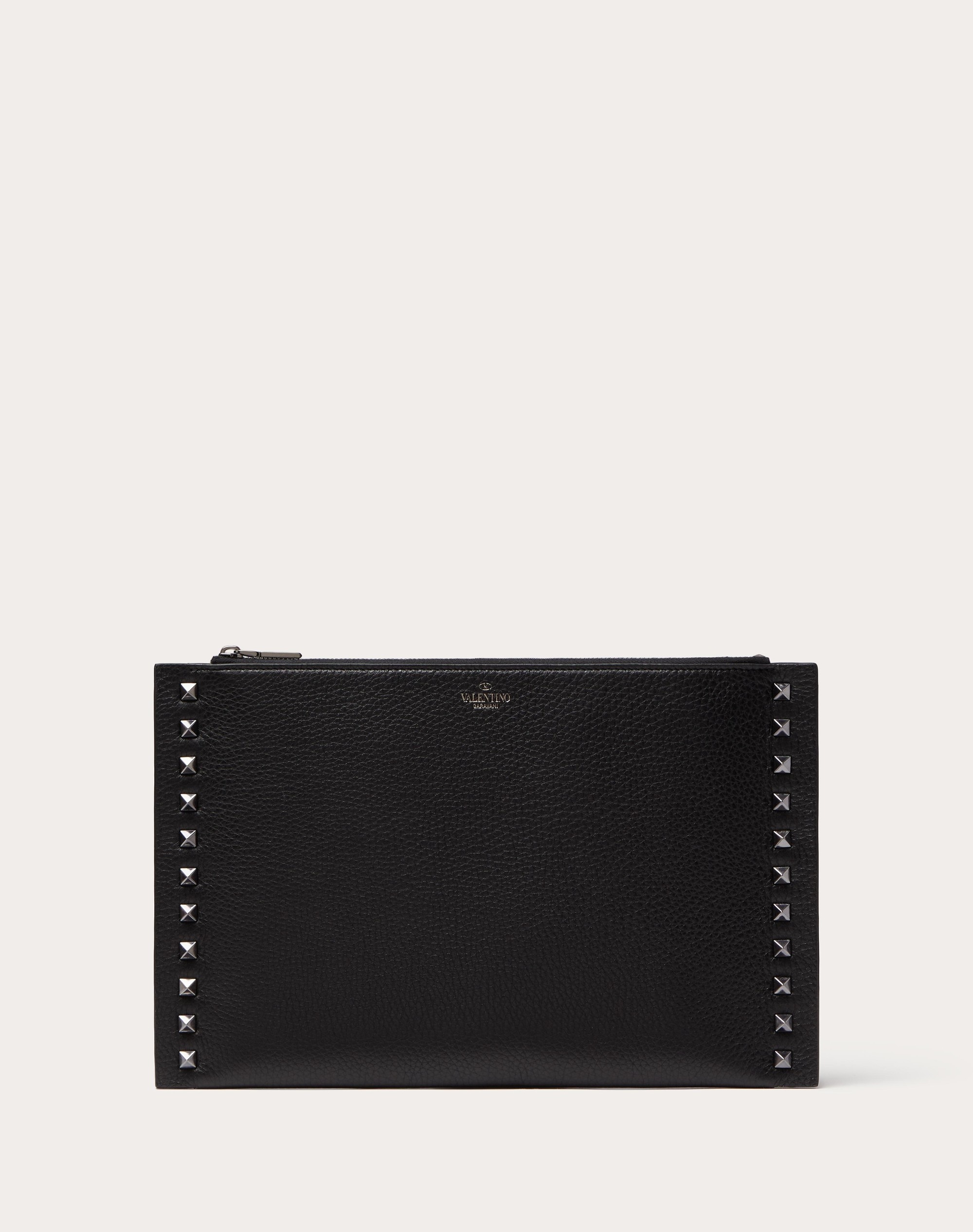 ROCKSTUD GRAINY CALFSKIN POUCH - 1