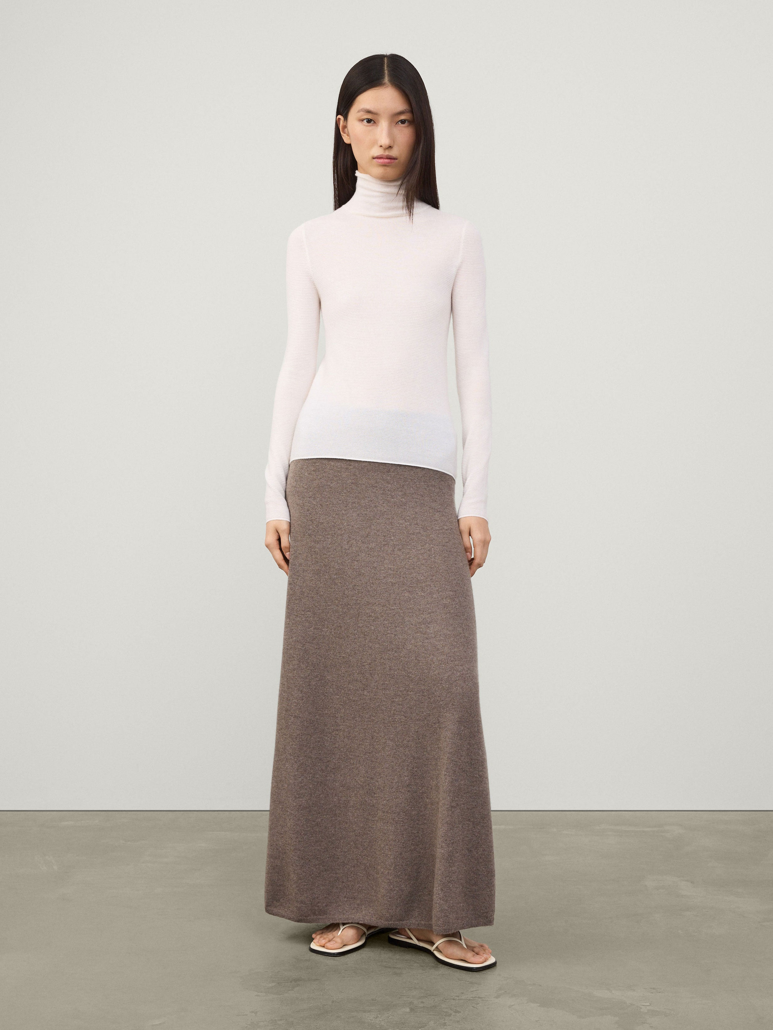 The Lory Sweater - 2