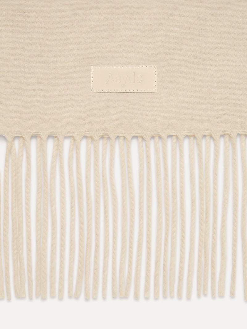 Aeyde Bela Cashmere Scarf outlook