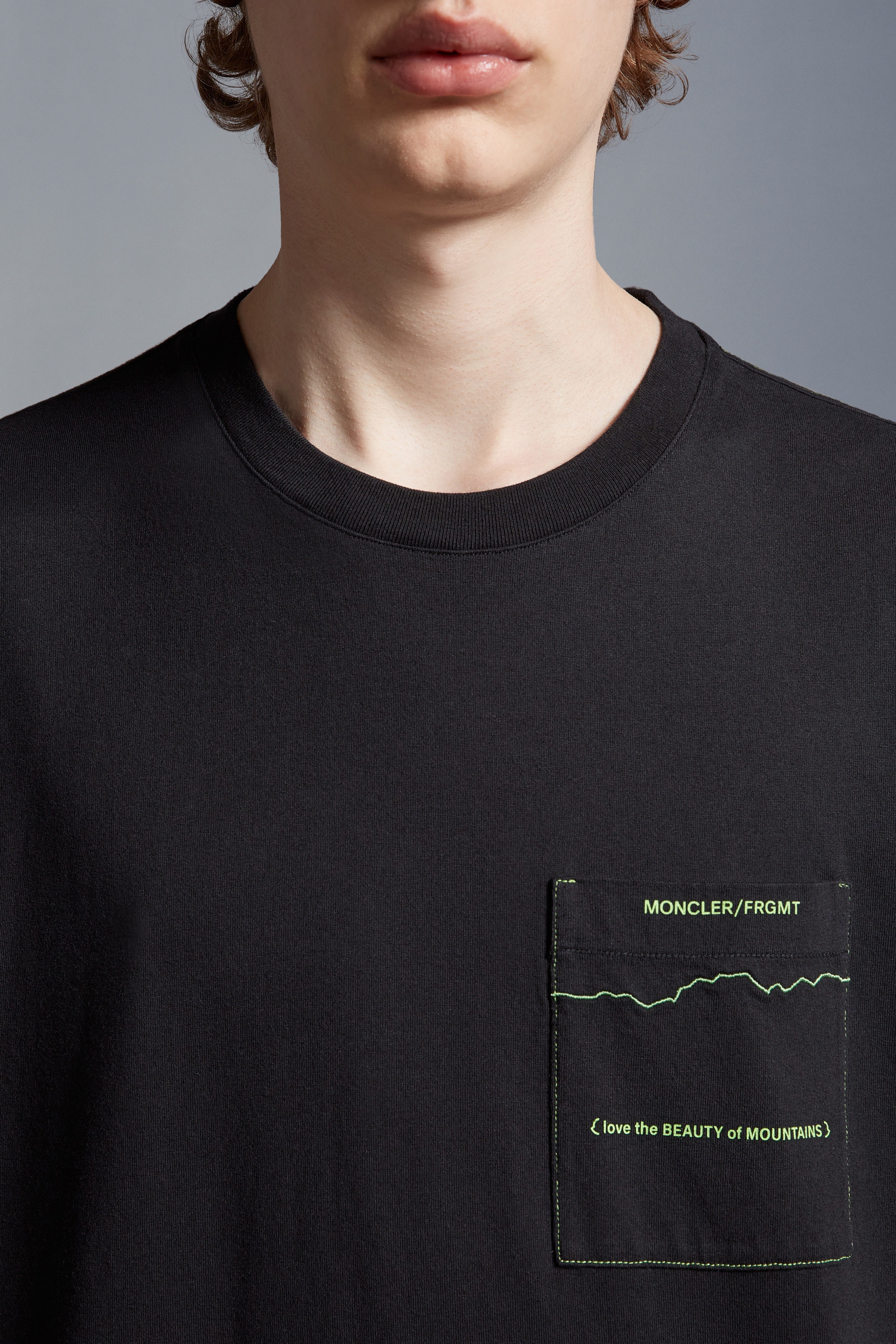 Logo T-Shirt - 7