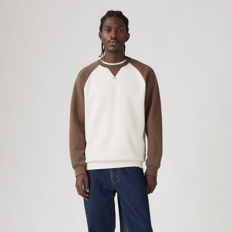 RED TAB™ CREWNECK SWEATSHIRT 2