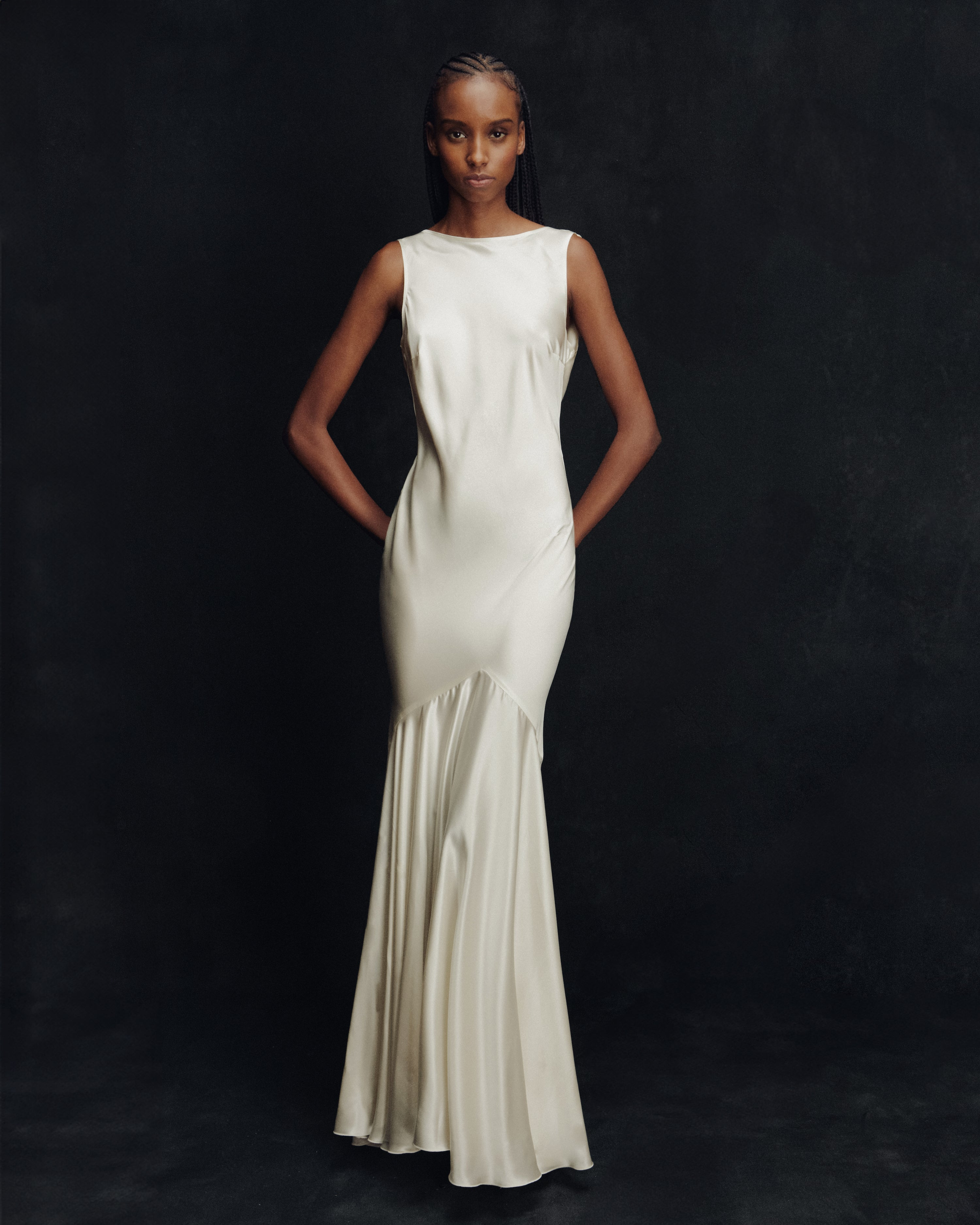 MERMAID DRESS WITH OPEN BACK - 3