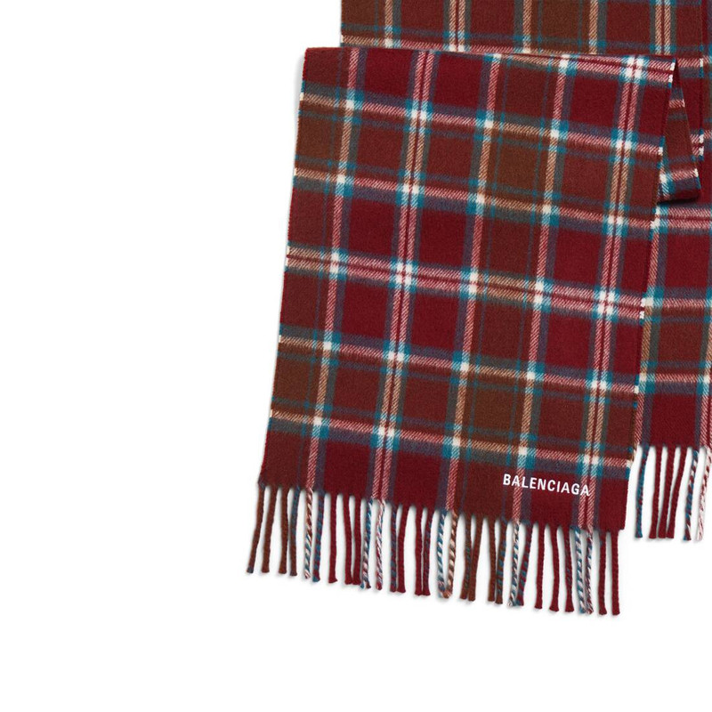 Men's Hooded Scarf in Burgundy 3