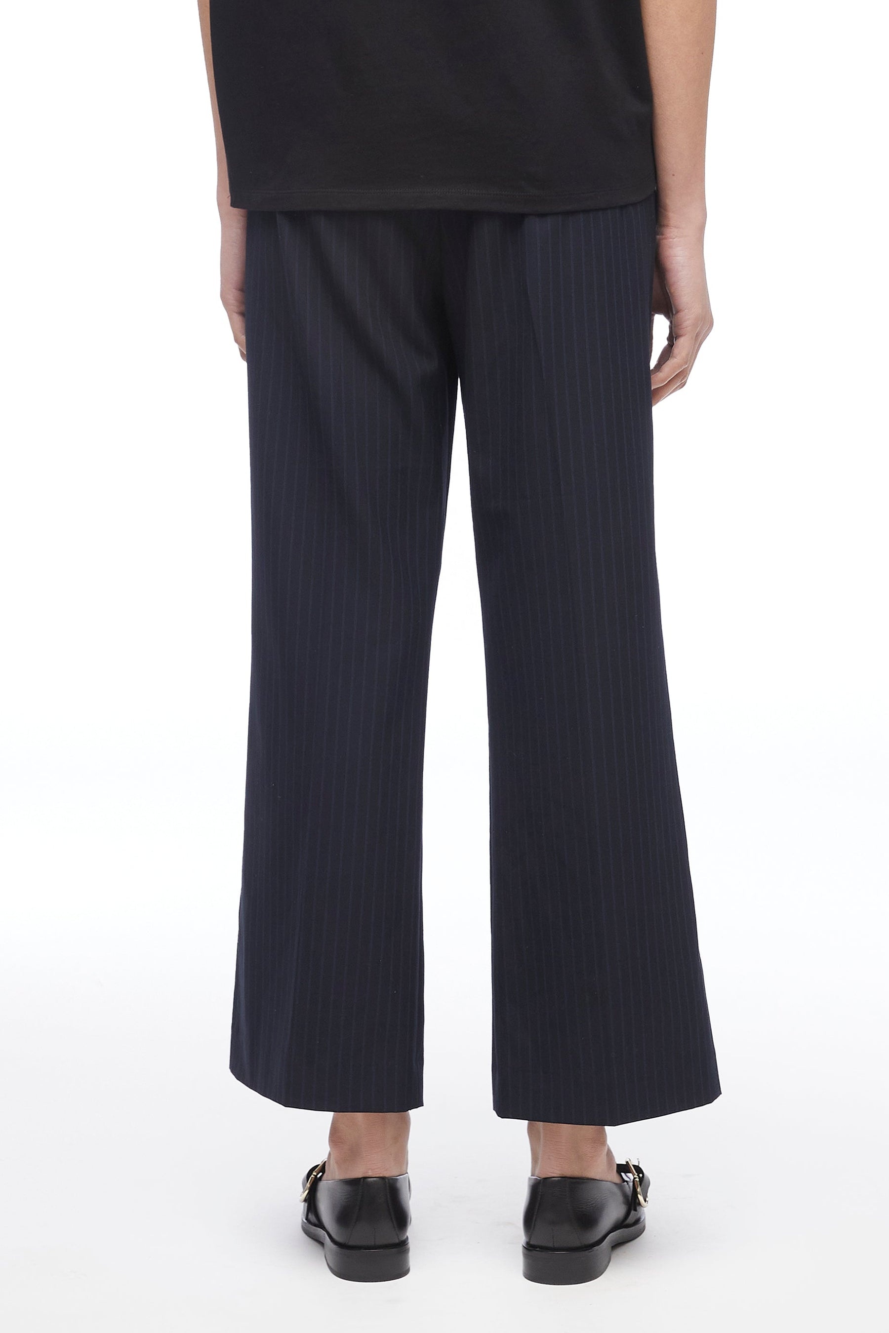 Tailored Cropped Kick Flare Trouser - 4