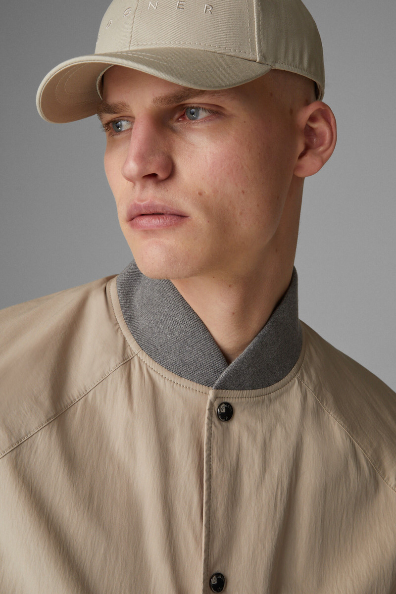 Jonas Blouson in Beige 5