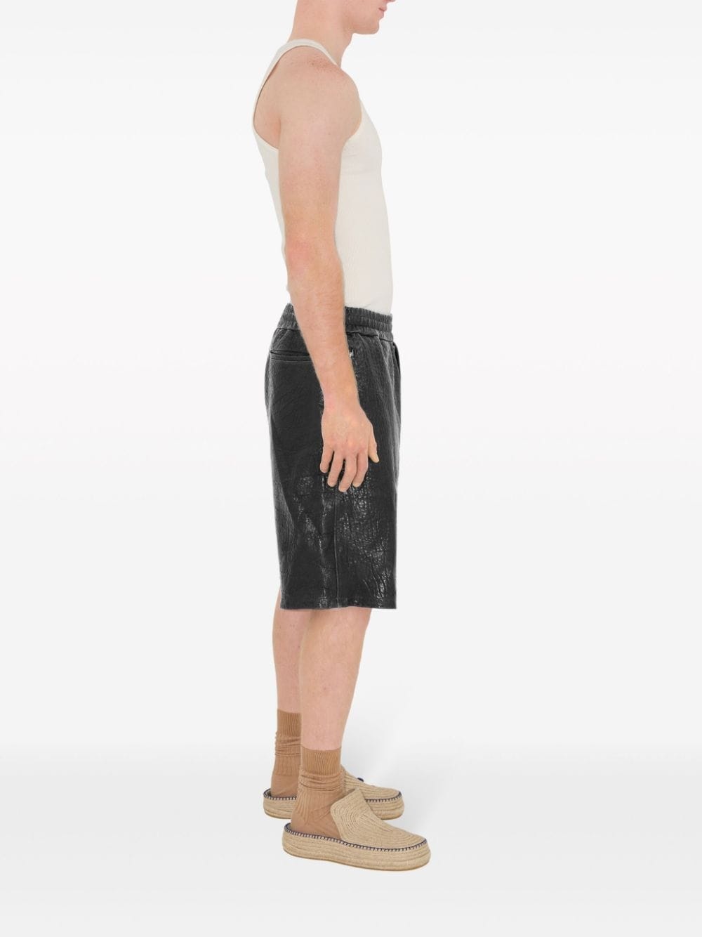 grained-effect leather shorts - 3