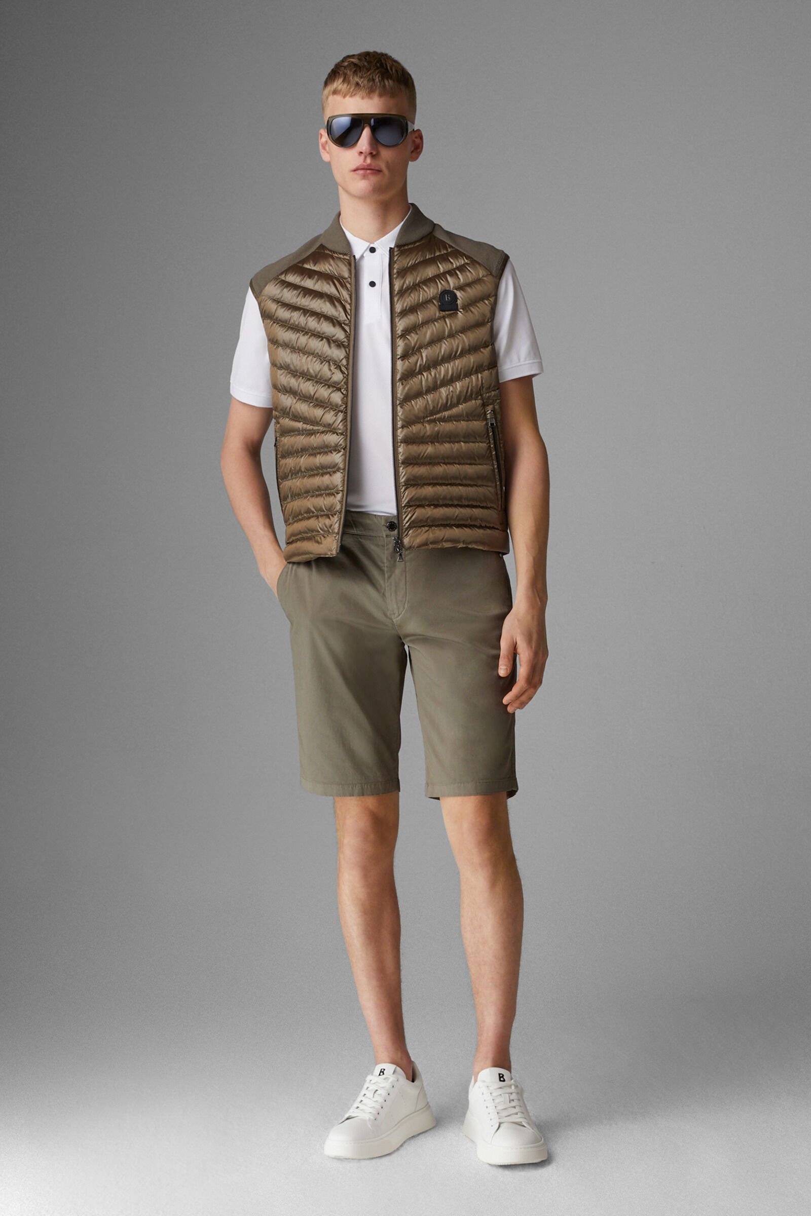 Miami Shorts in Khaki - 4