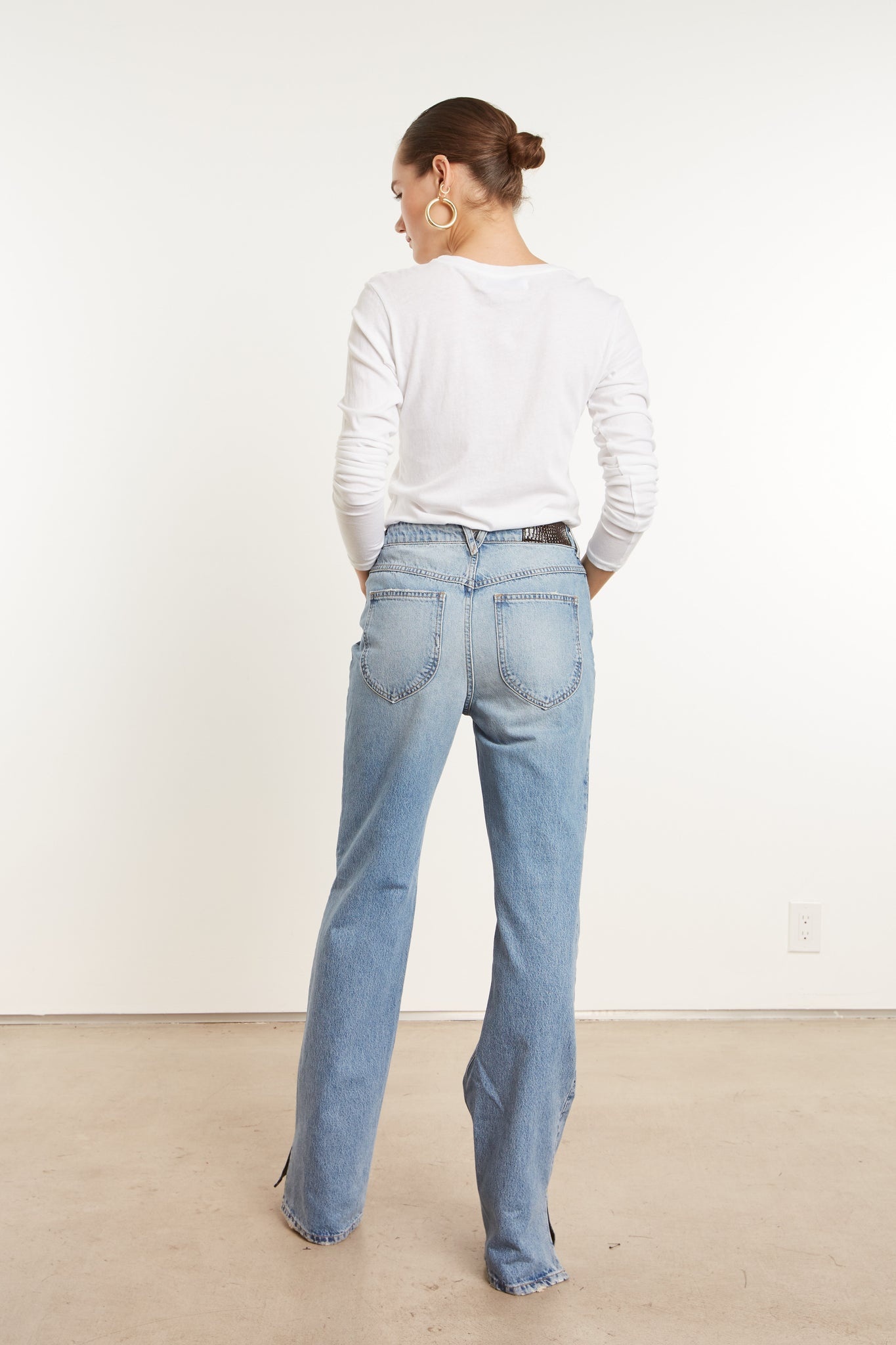 VICTORIA LOOSE STRAIGHT DENIM WITH SLIT - 8