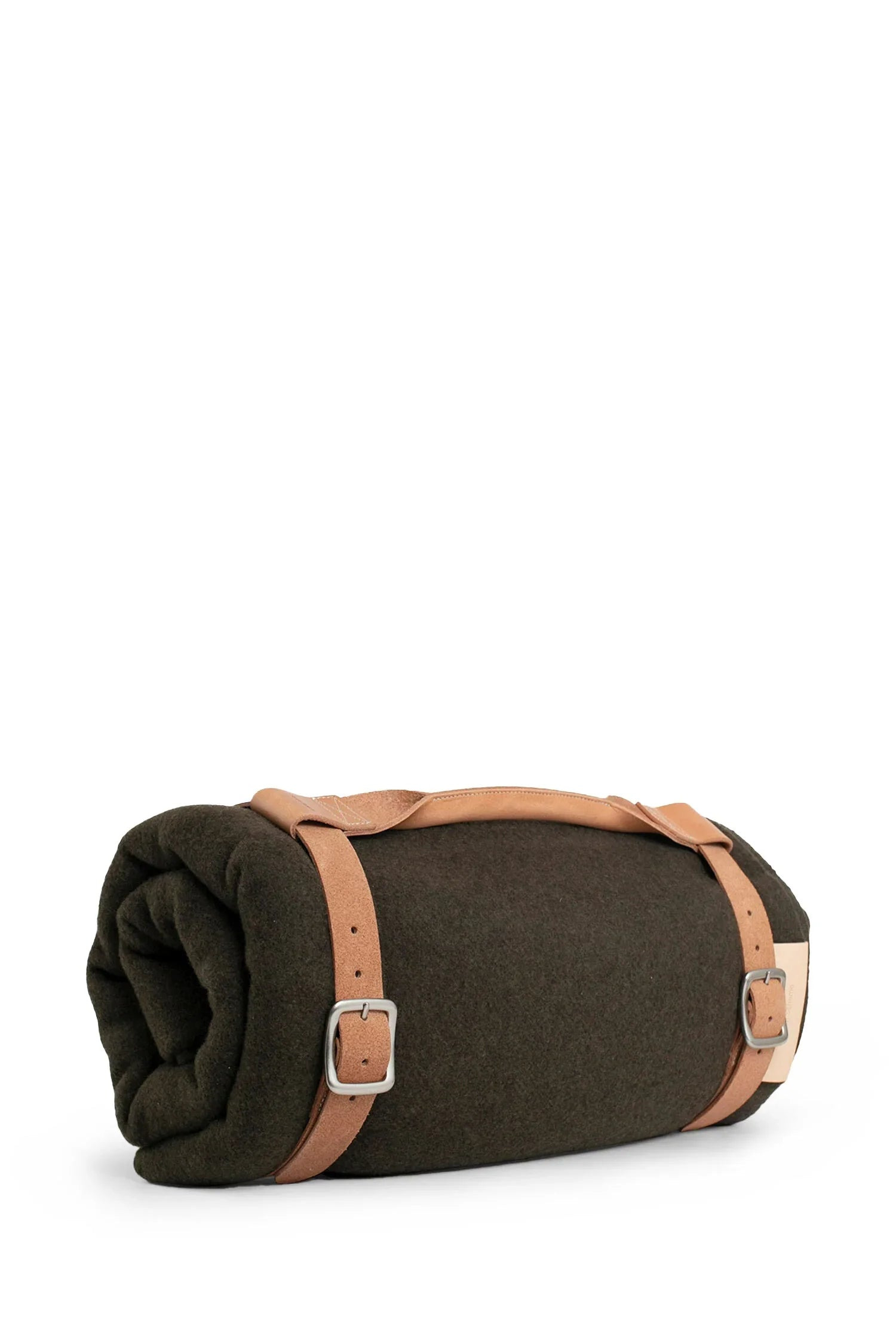 HENDER SCHEME MAN GREEN OBJECTS - 2