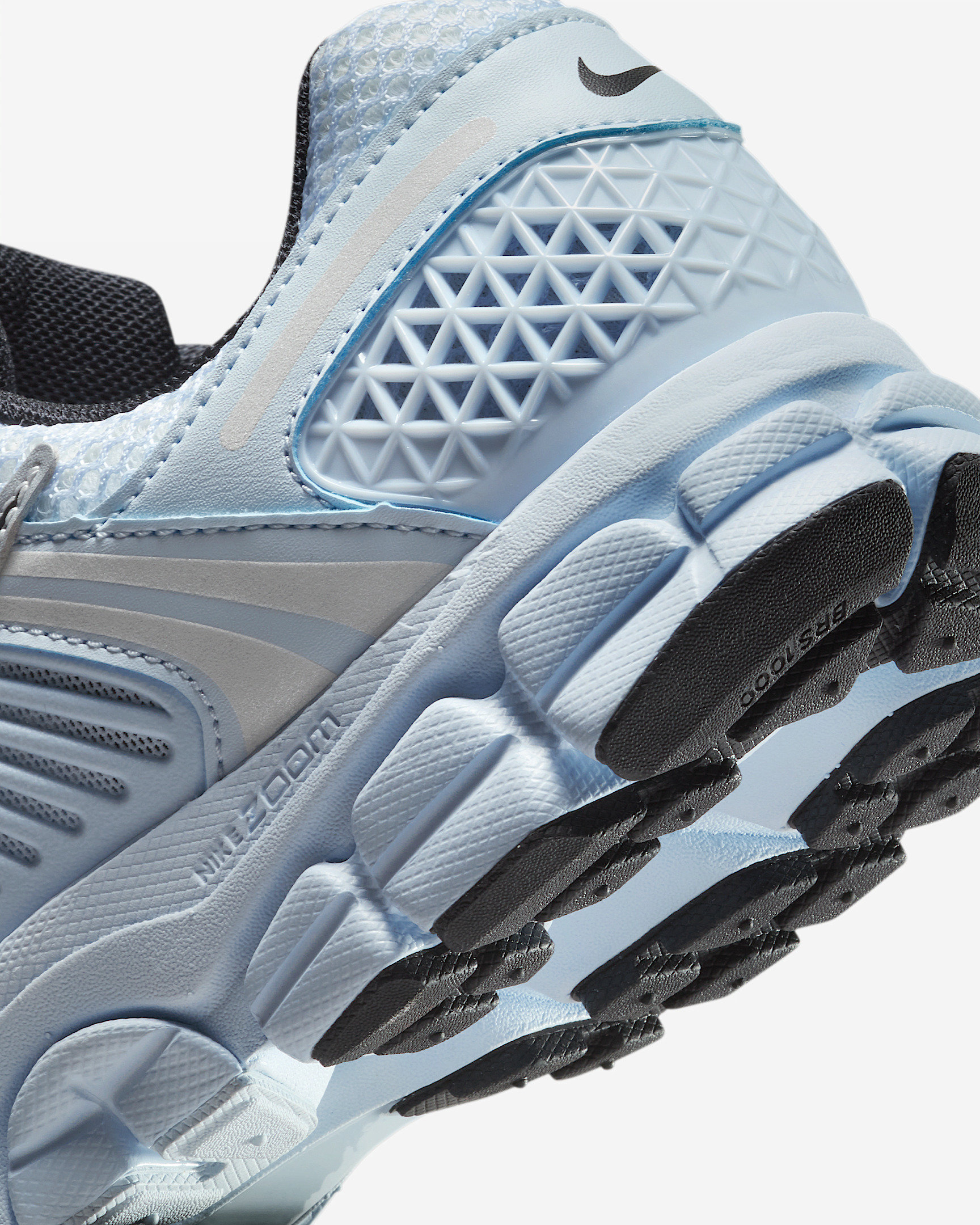 Nike Zoom Vomero 5 Women's Shoes - 8