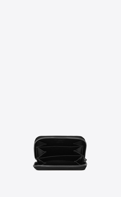 SAINT LAURENT zipped coin purse in grain de poudre embossed leather outlook