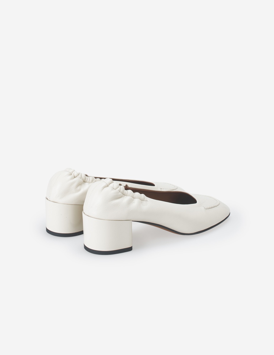 LEATHER LOW-HEEL PUMP - 3