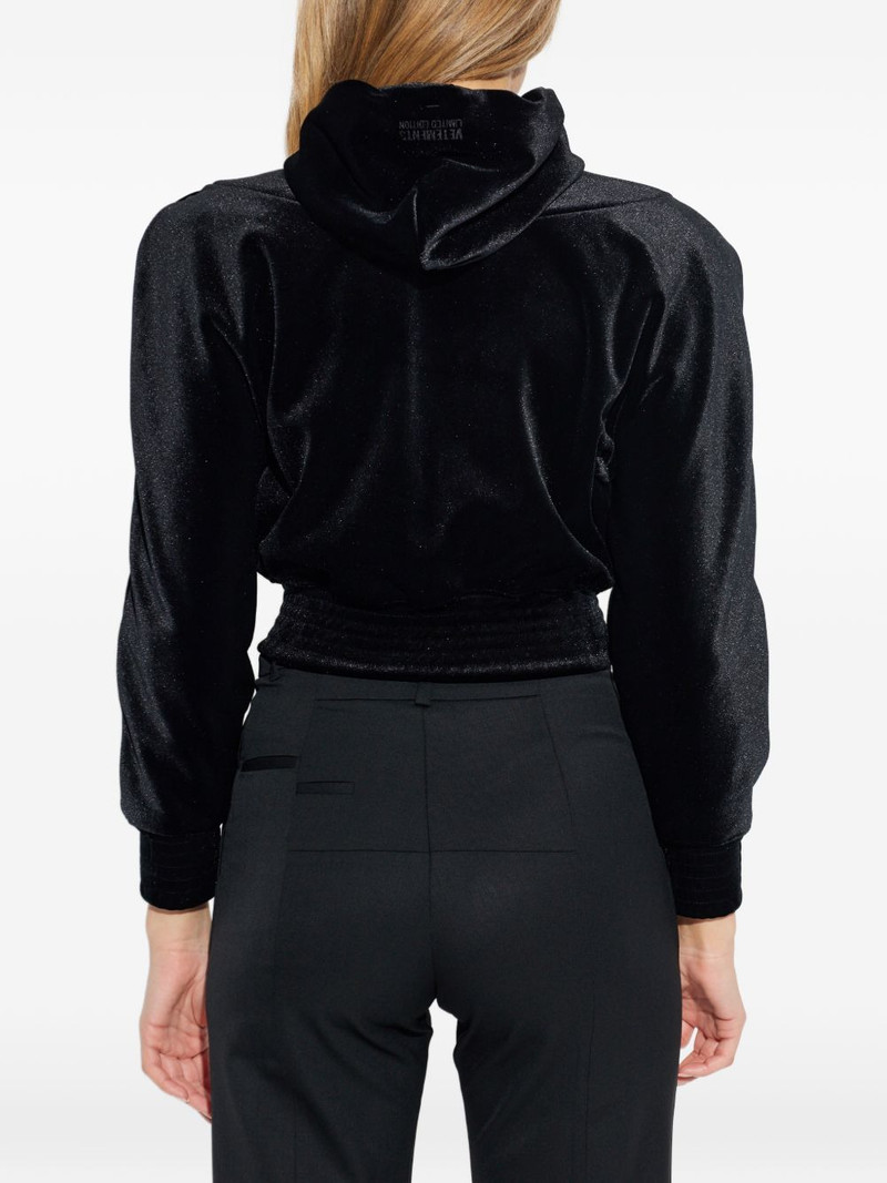 long-sleeve hooded sweatshirt 4