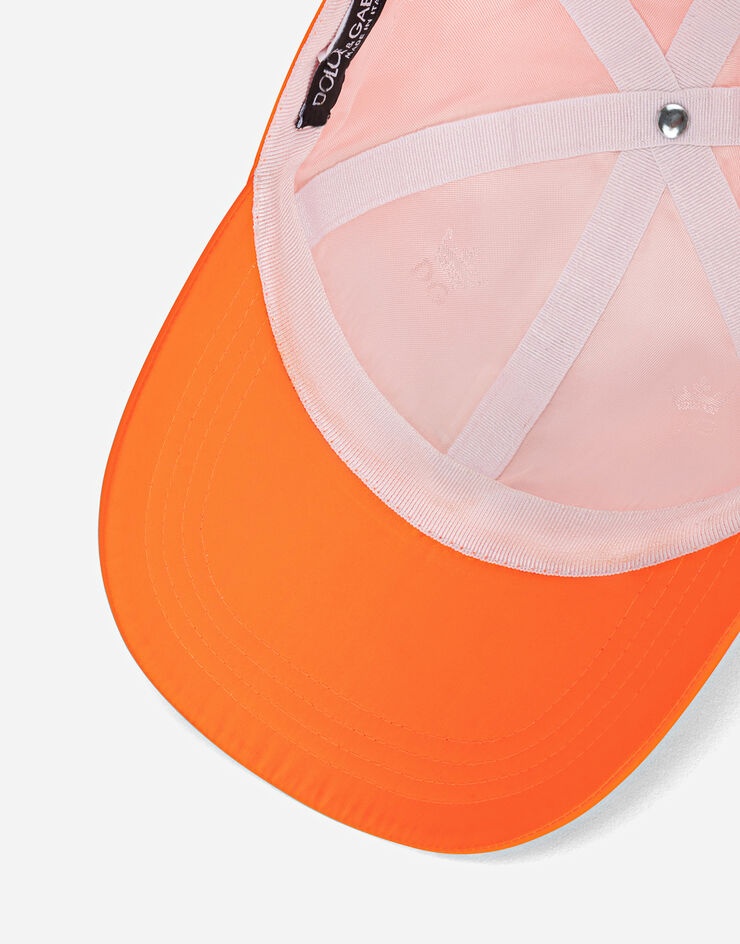 Nylon baseball cap with branded tag - 3