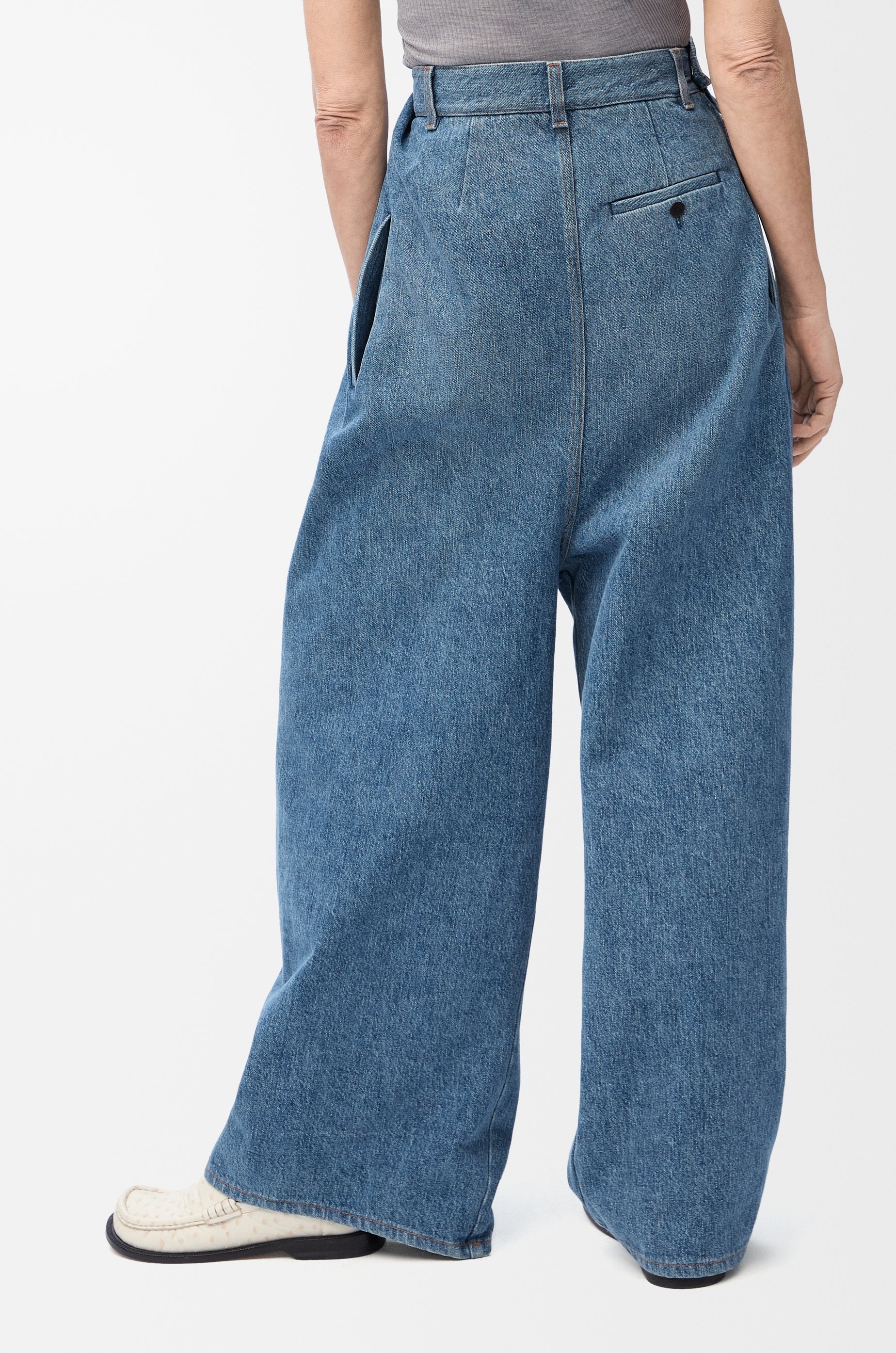 Draped jeans in denim - 4
