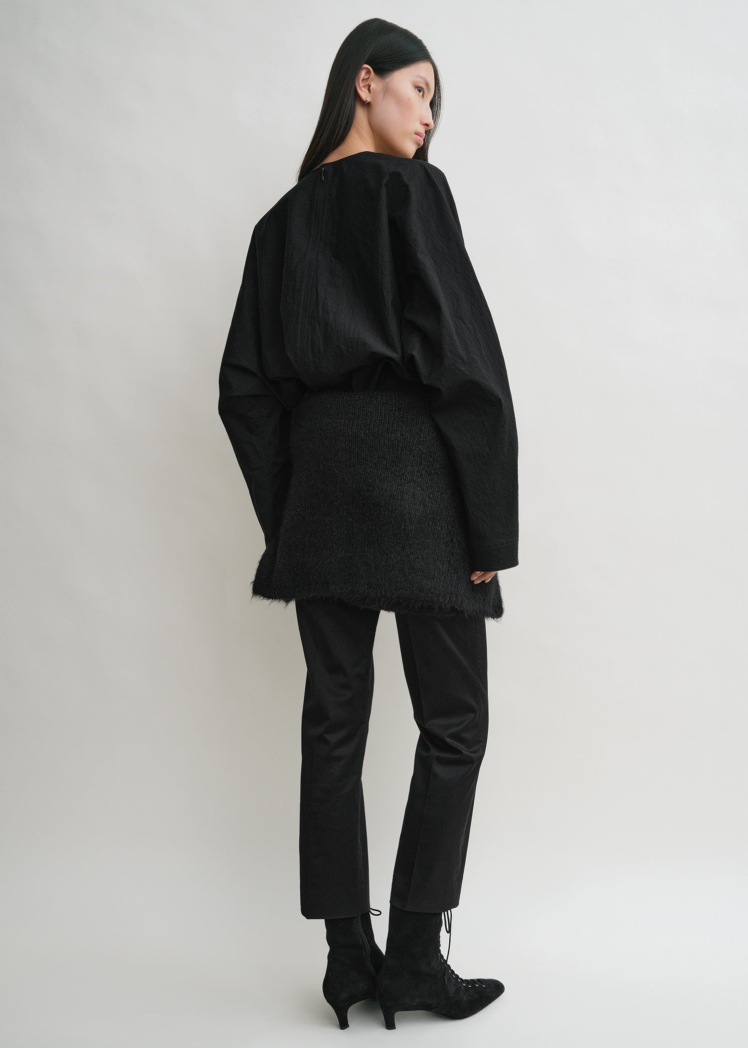 TOTEME｜ (Batwing Top (252-WRT0431-FB0374 001)) Batwing top black – TOTEME