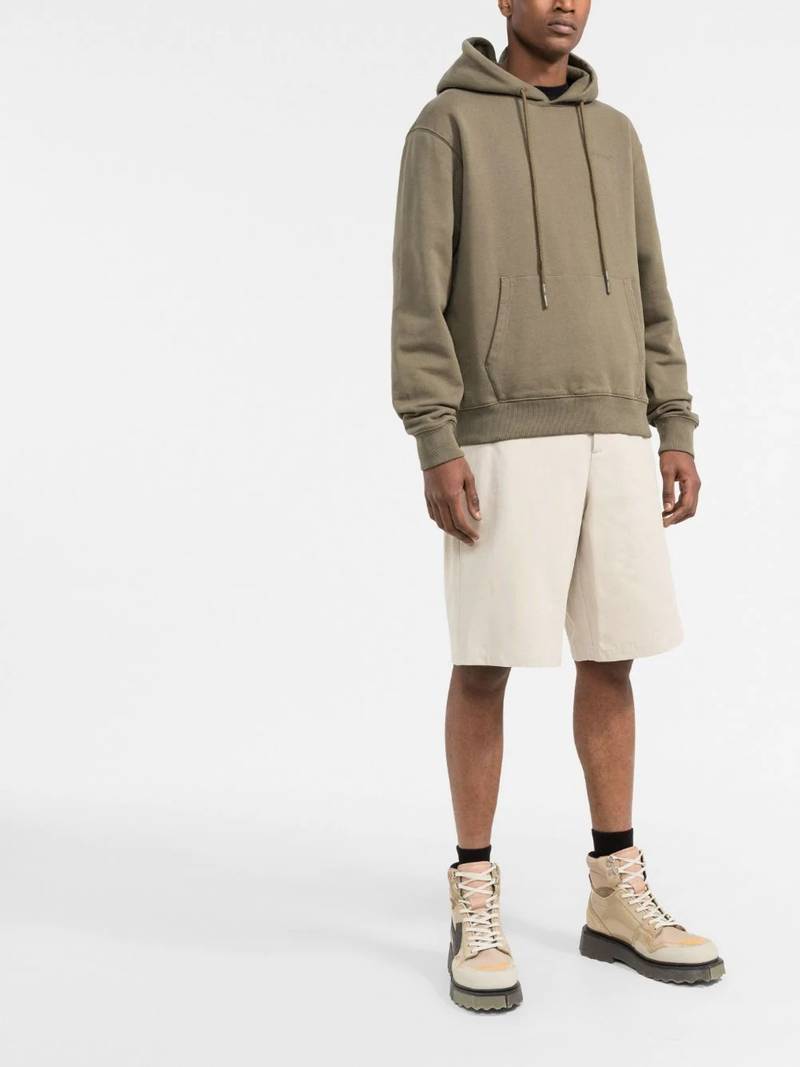 Off-White Arrows-print bermuda shorts outlook
