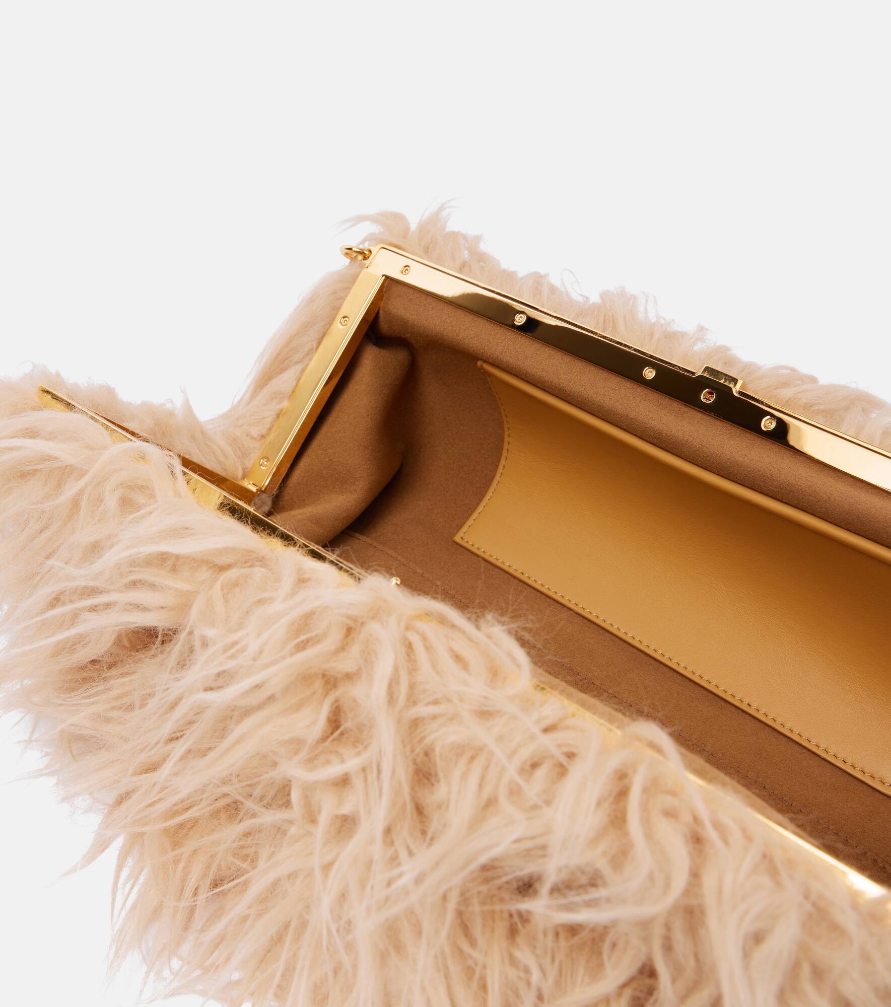 Faux fur clutch - 3