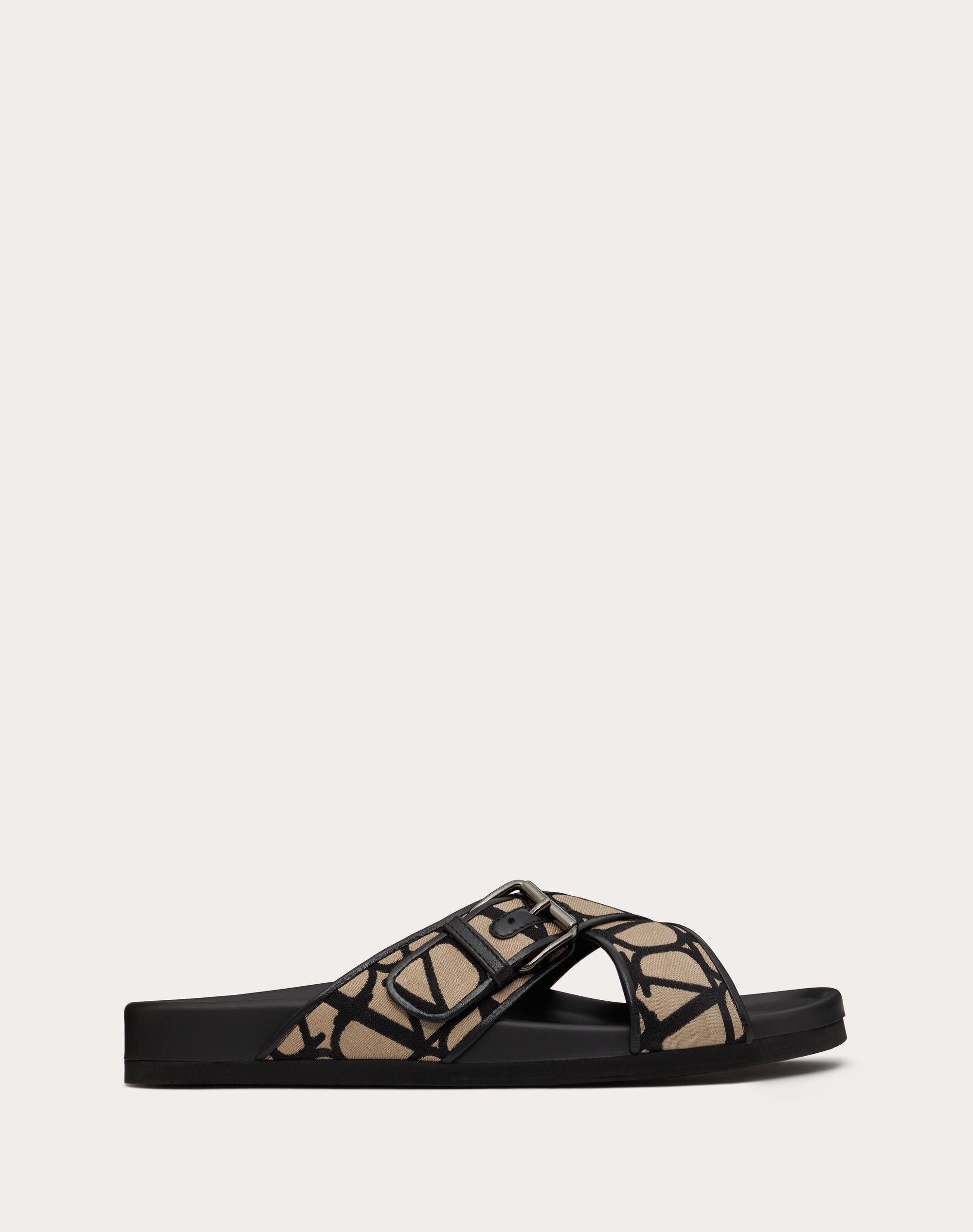 【関税込み】VALENTINO GARAVANI 'FUSSFRIEND' SLIDES Valentino Garavani Fussfriend Velvet Slides | Pink | FARFETCH