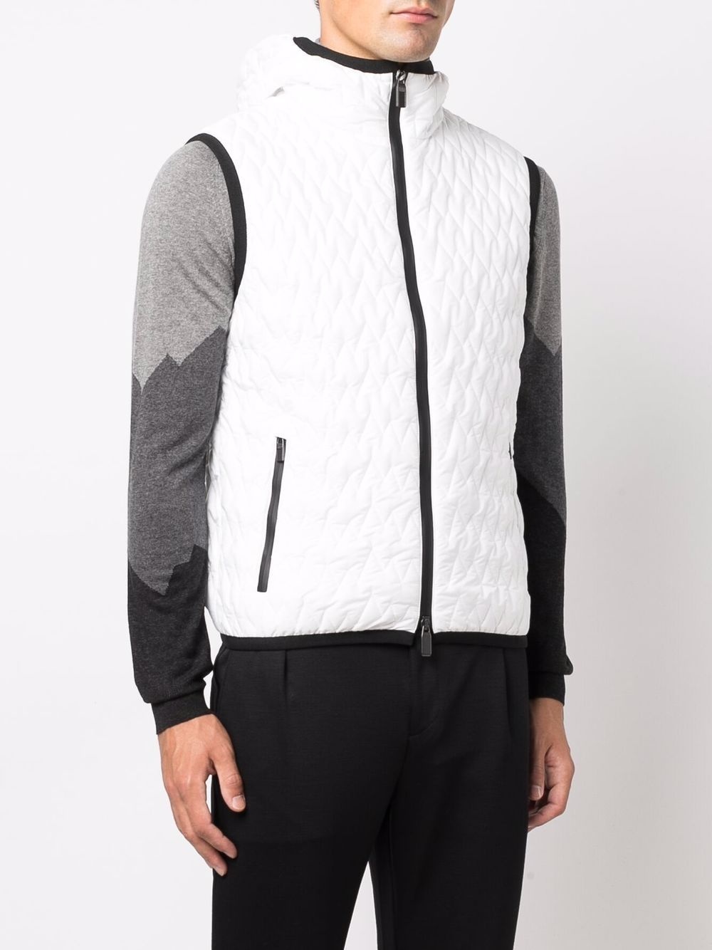 contrast-trim quilted gilet - 3