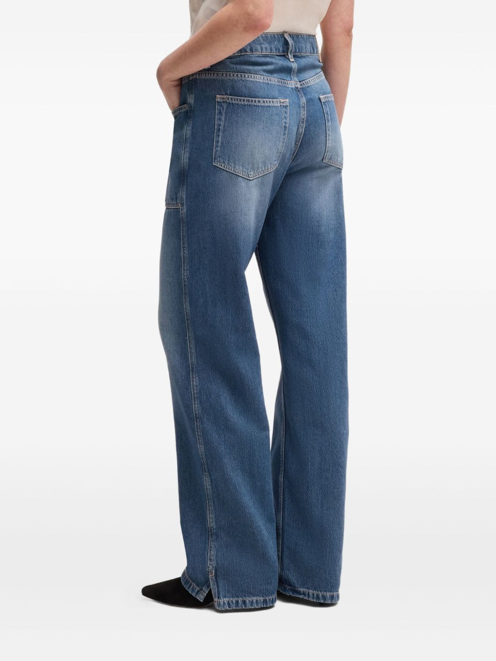 high-waisted jeans - 3