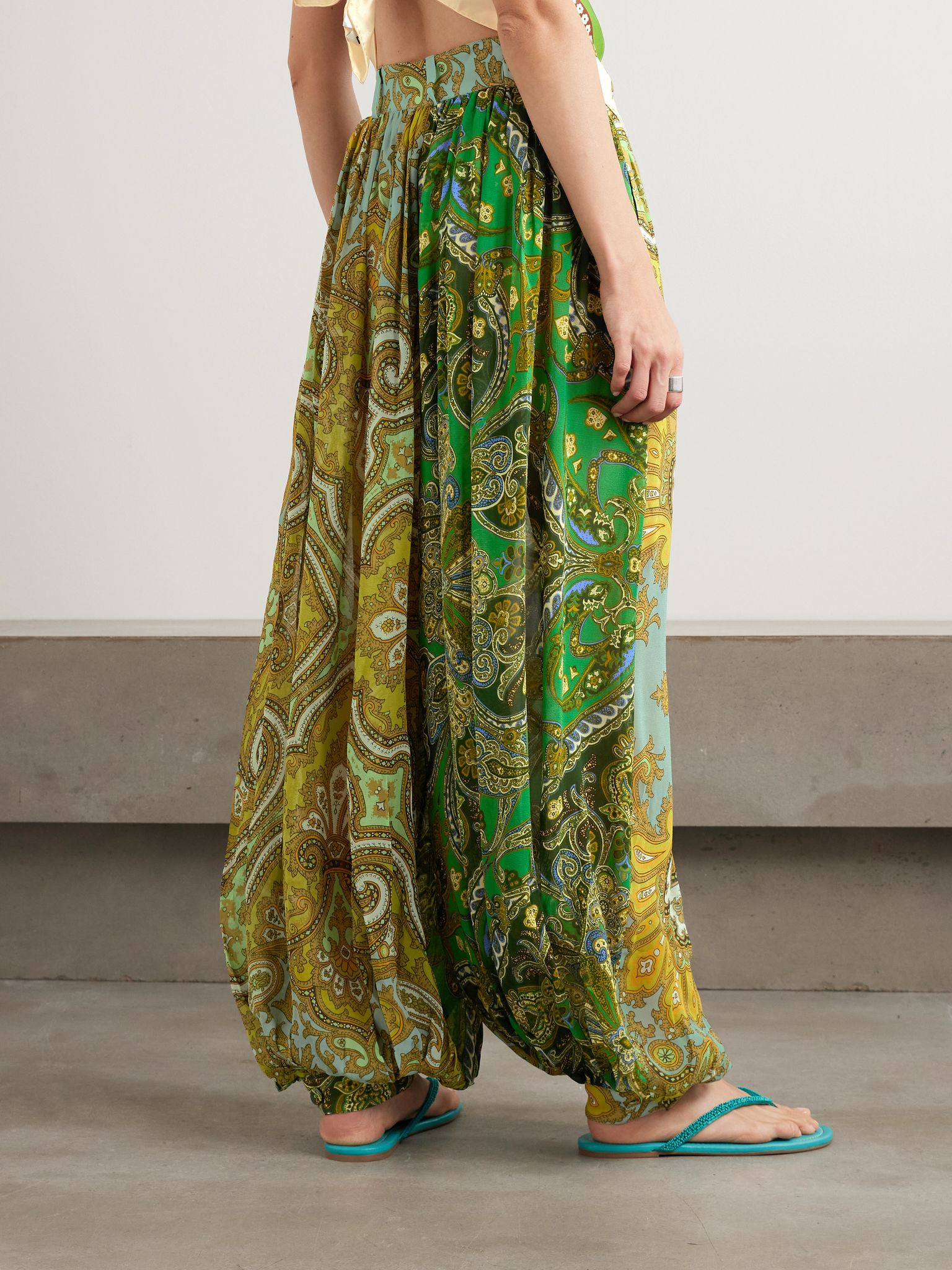 Clemenza pleated paisley-print crepe tapered pants Multi - 4