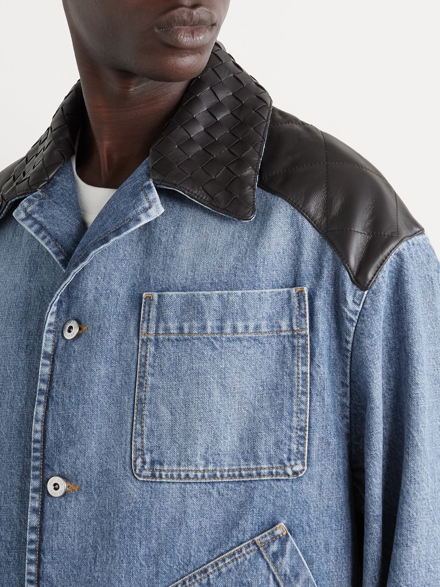 Intrecciato Leather-Panelled Denim Jacket Blue - 7