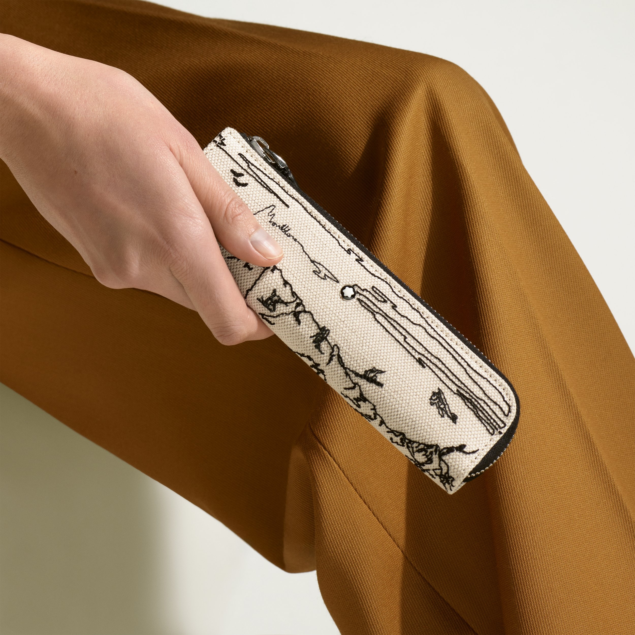 Happy Holidays 1 pen pouch - 4
