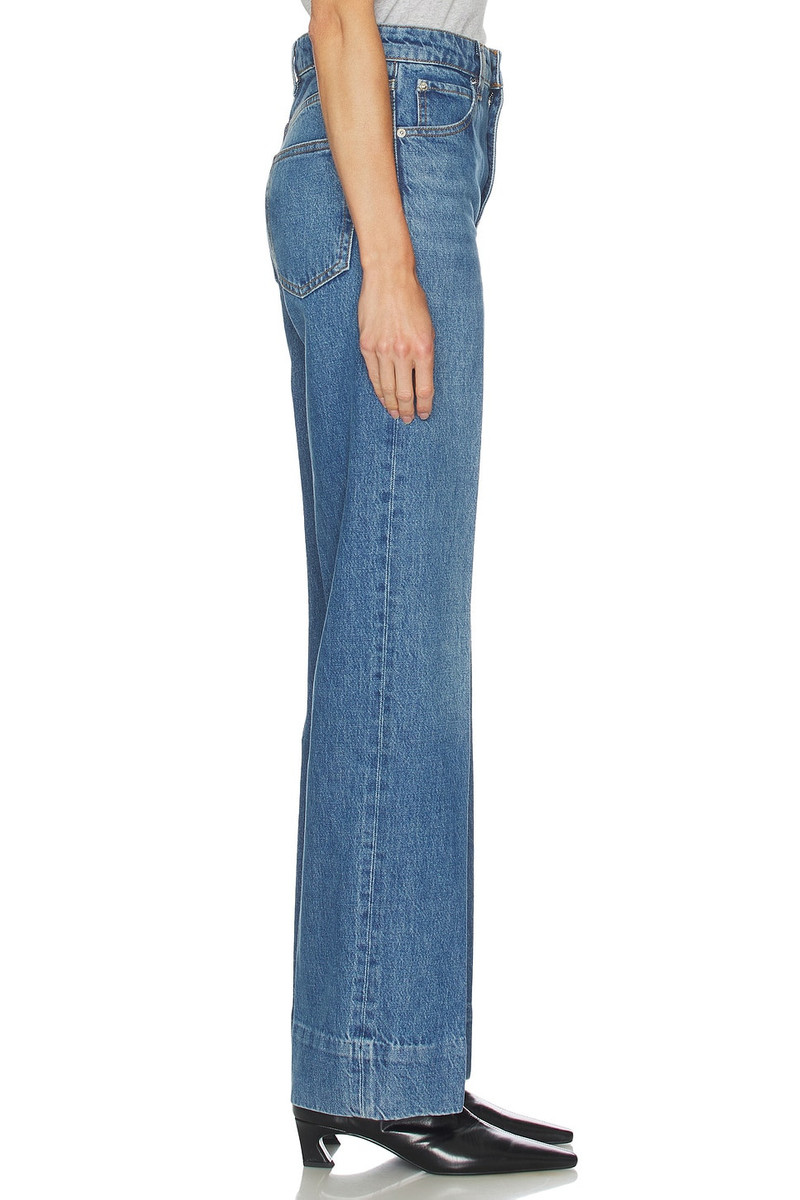 FRAME The Streamline Jeans outlook