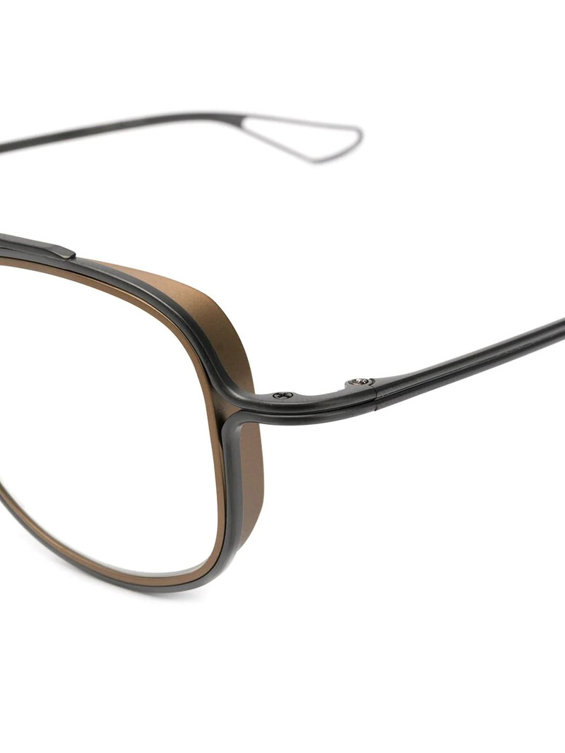 Tessel glasses a thin 3