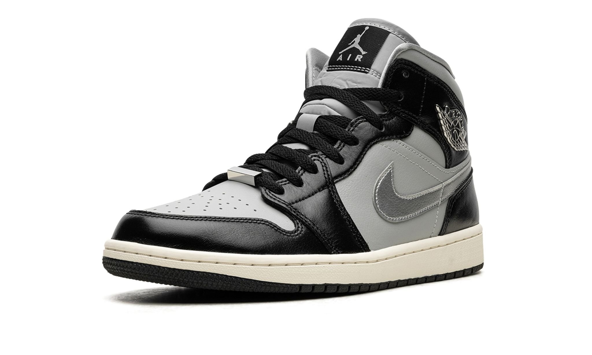 Air Jordan 1 Mid SE WMNS "Black Chrome" - 4