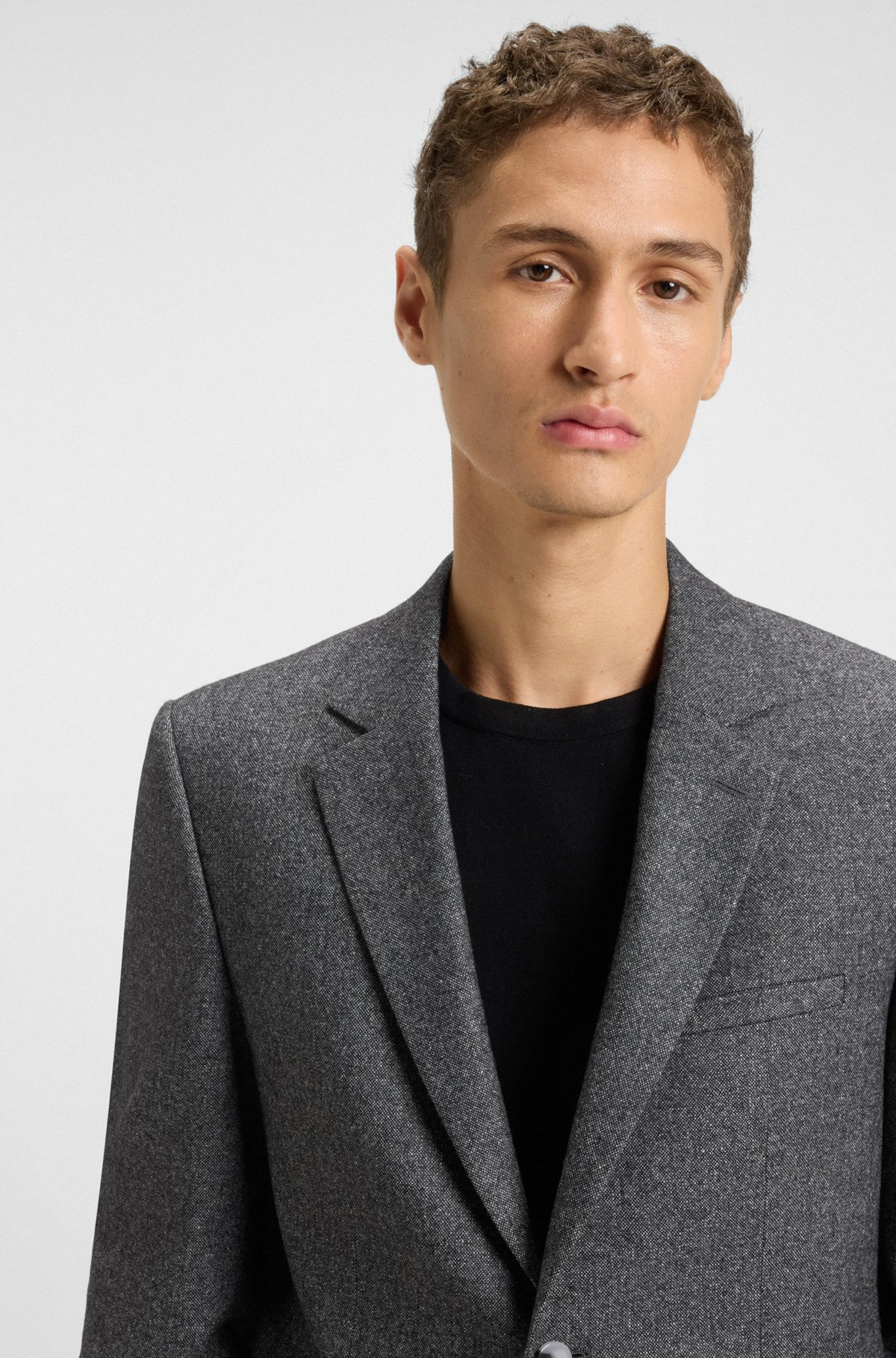 EXTRA-SLIM-FIT THREE-PIECE SUIT IN A WOOL BLEND - 4