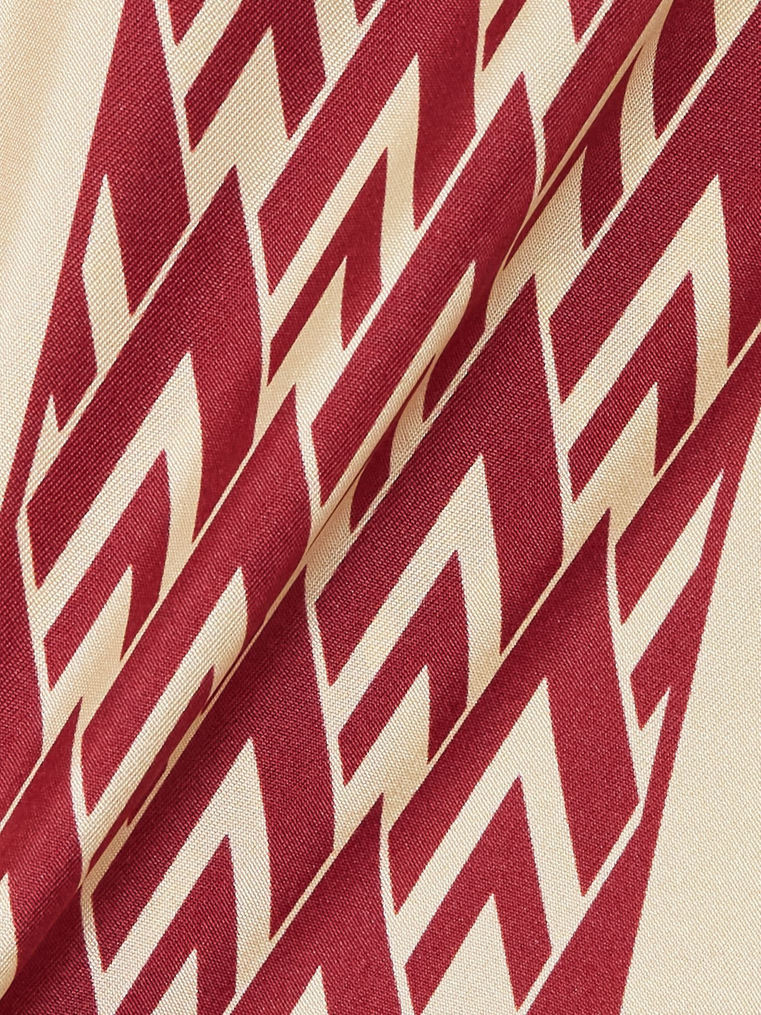 Toute La V fringed printed silk-twill scarf Red - 3