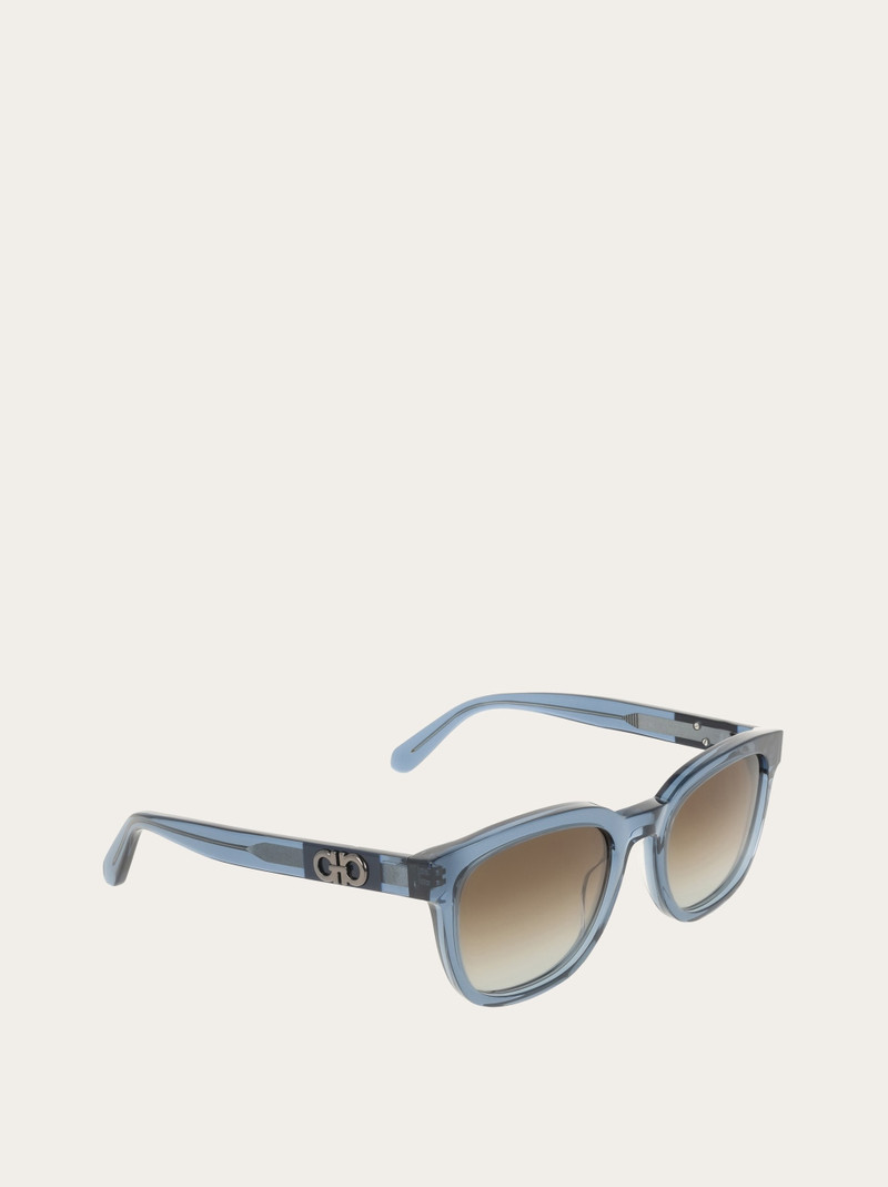 FERRAGAMO Sunglasses outlook